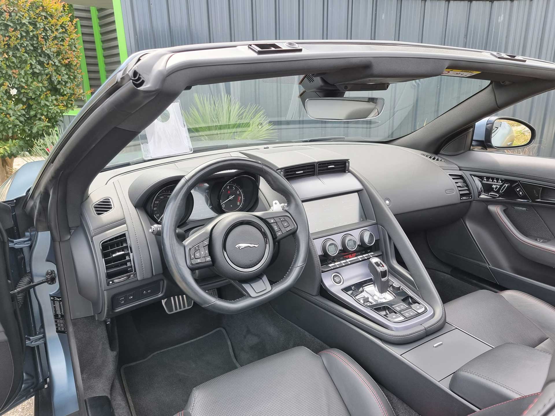 Photo JAGUAR F TYPE CABRIOLET 3.0 V6 380CV BVA8 R-DYNAMIC