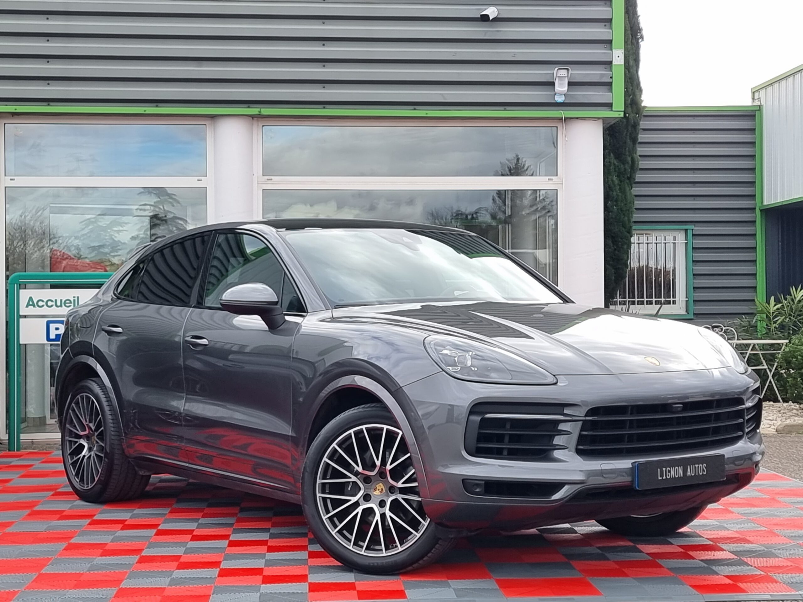 Photo PORSCHE CAYENNE COUPE 3.0 V6 340 CH PAS DE MALUS