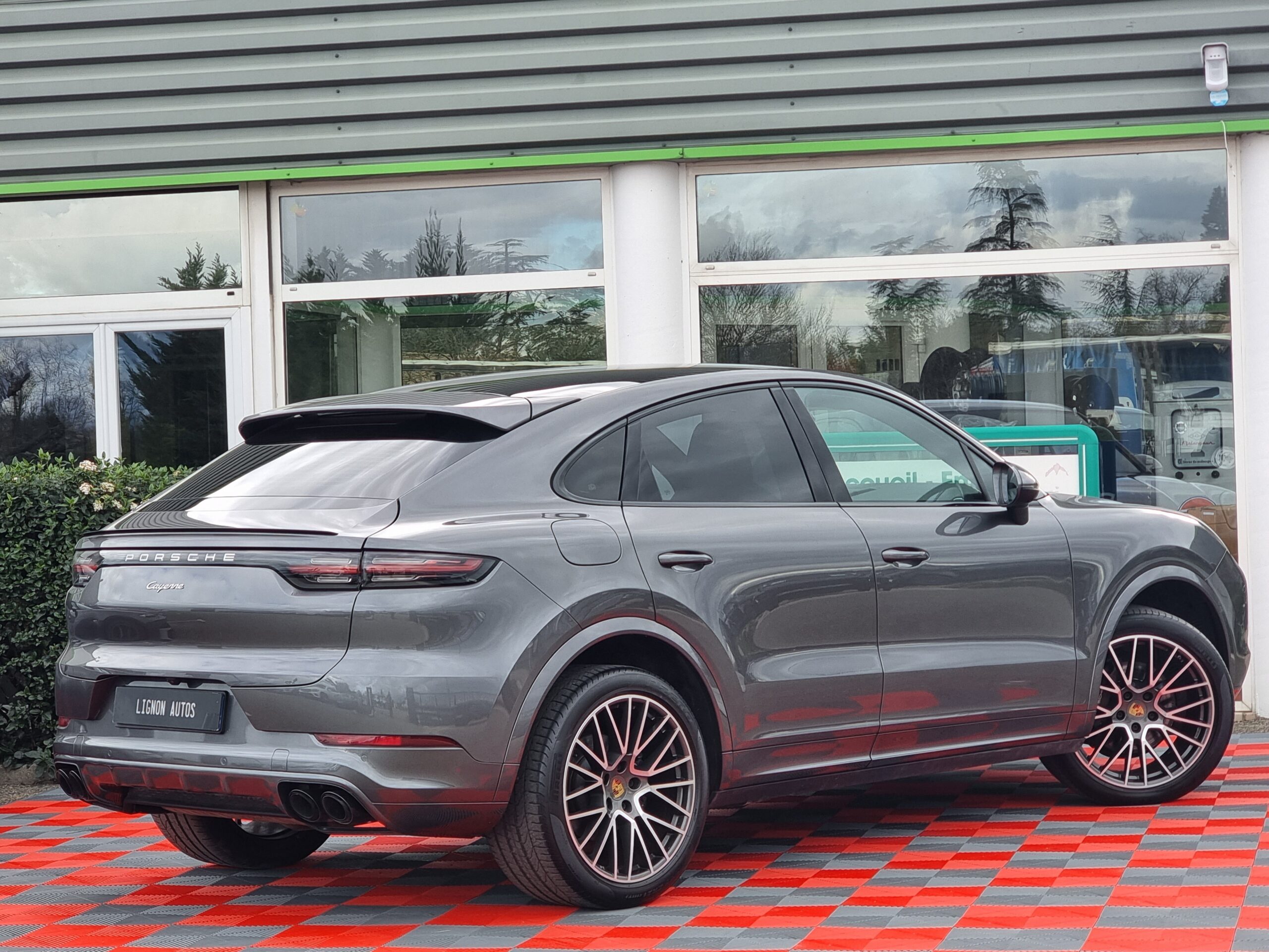 Photo PORSCHE CAYENNE COUPE 3.0 V6 340 CH PAS DE MALUS