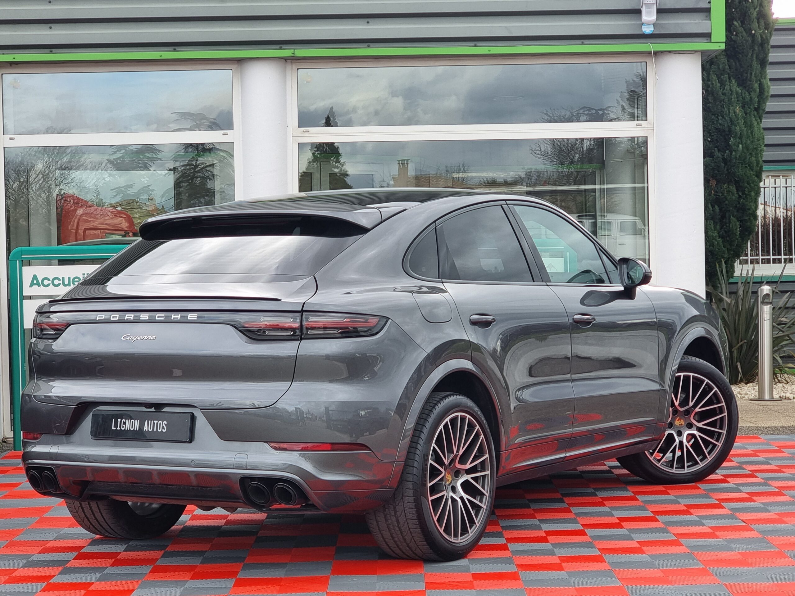 Photo PORSCHE CAYENNE COUPE 3.0 V6 340 CH PAS DE MALUS