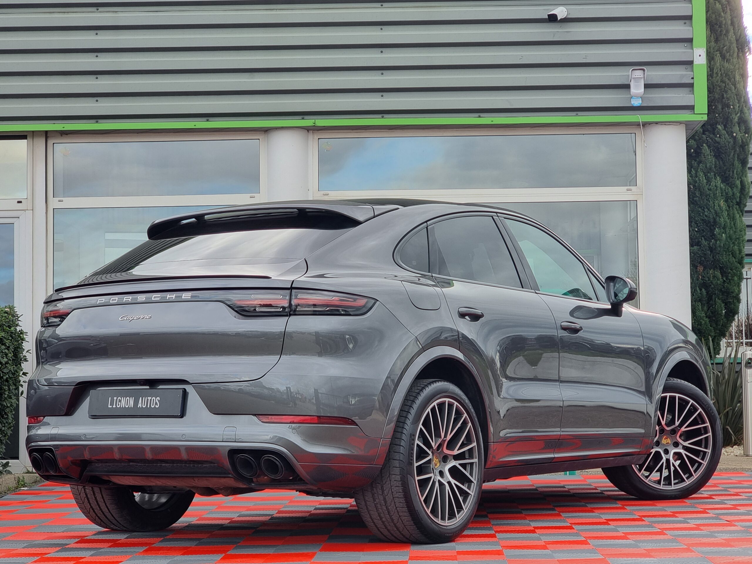 Photo PORSCHE CAYENNE COUPE 3.0 V6 340 CH PAS DE MALUS