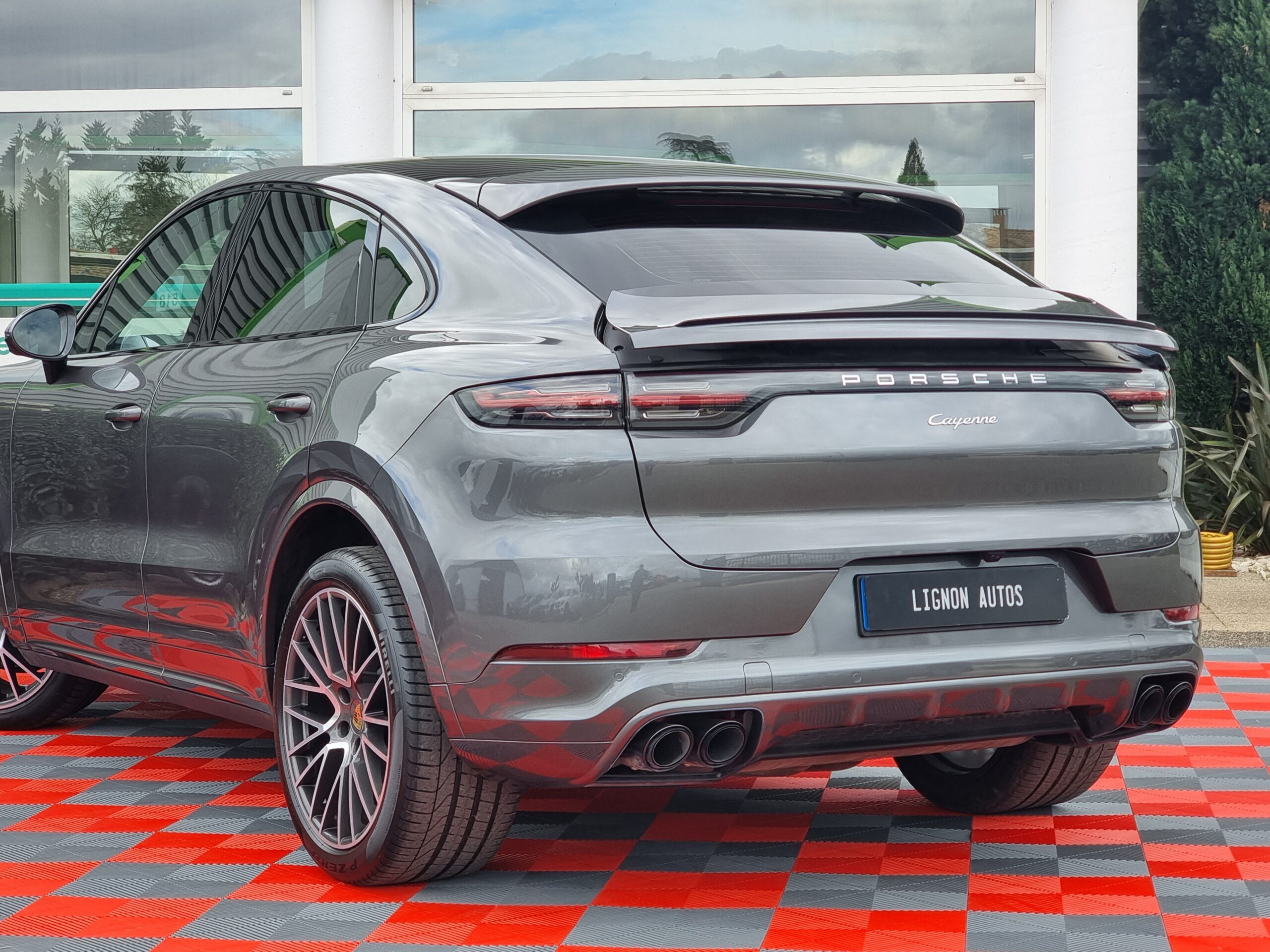 Photo PORSCHE CAYENNE COUPE 3.0 V6 340 CH PAS DE MALUS