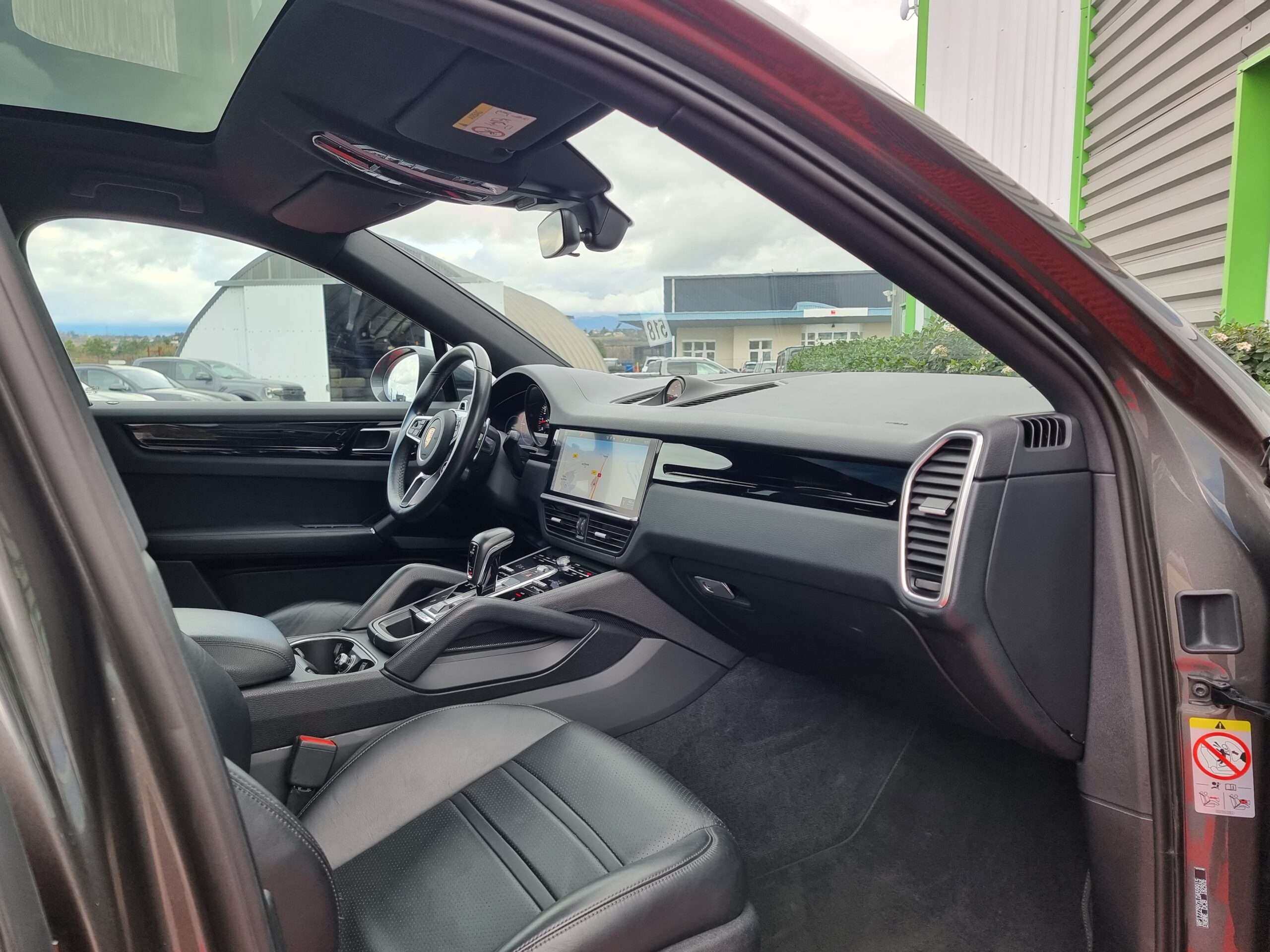 Photo PORSCHE CAYENNE COUPE 3.0 V6 340 CH PAS DE MALUS