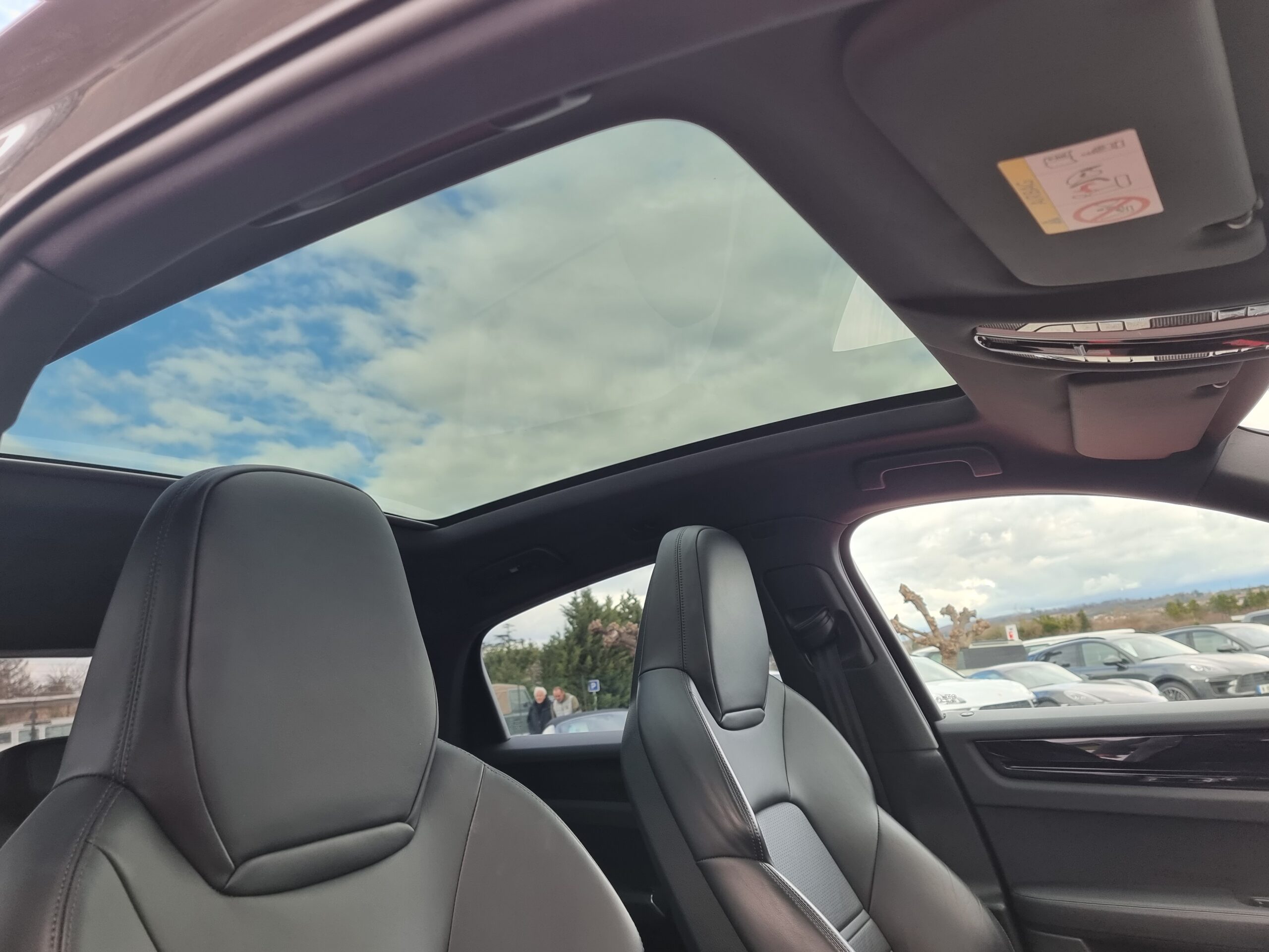 Photo PORSCHE CAYENNE COUPE 3.0 V6 340 CH PAS DE MALUS