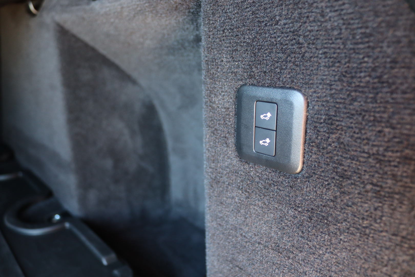 Photo LAND ROVER RANGER ROVER SPORT P400E HSE PHEV