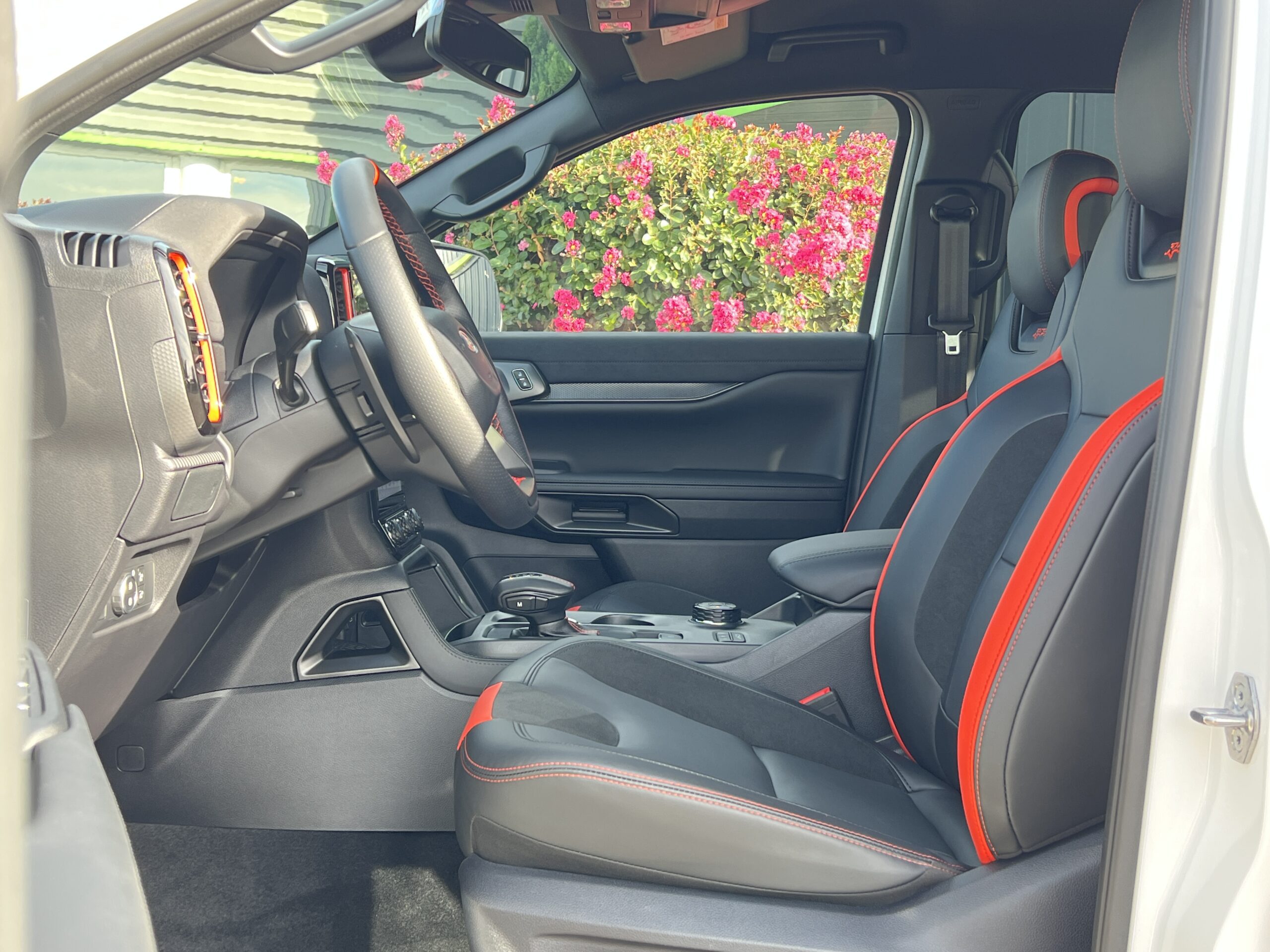 Photo FORD RANGER RAPTOR 3.0 ECOBOOST V6 292CV