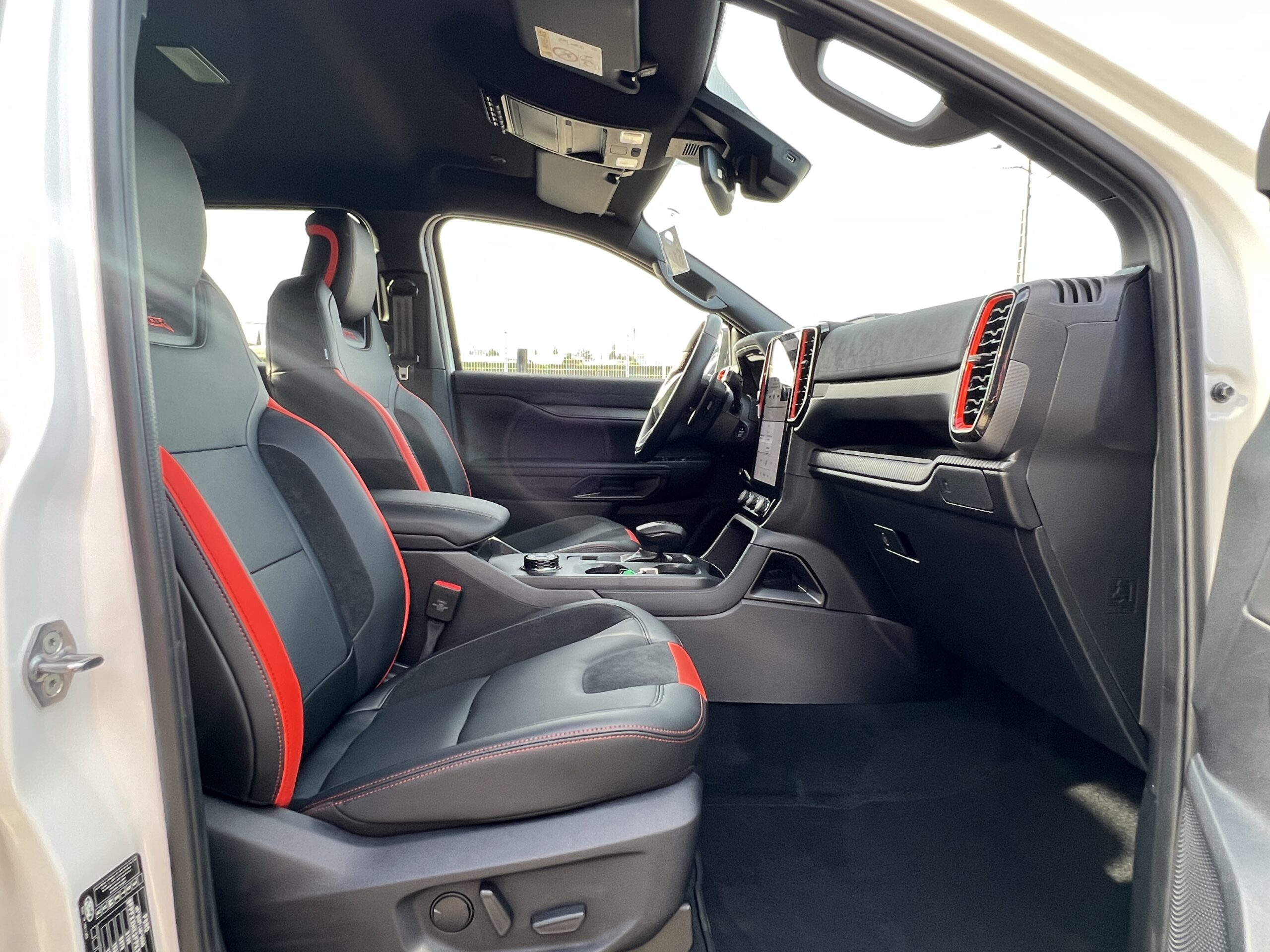 Photo FORD RANGER RAPTOR 3.0 ECOBOOST V6 292CV