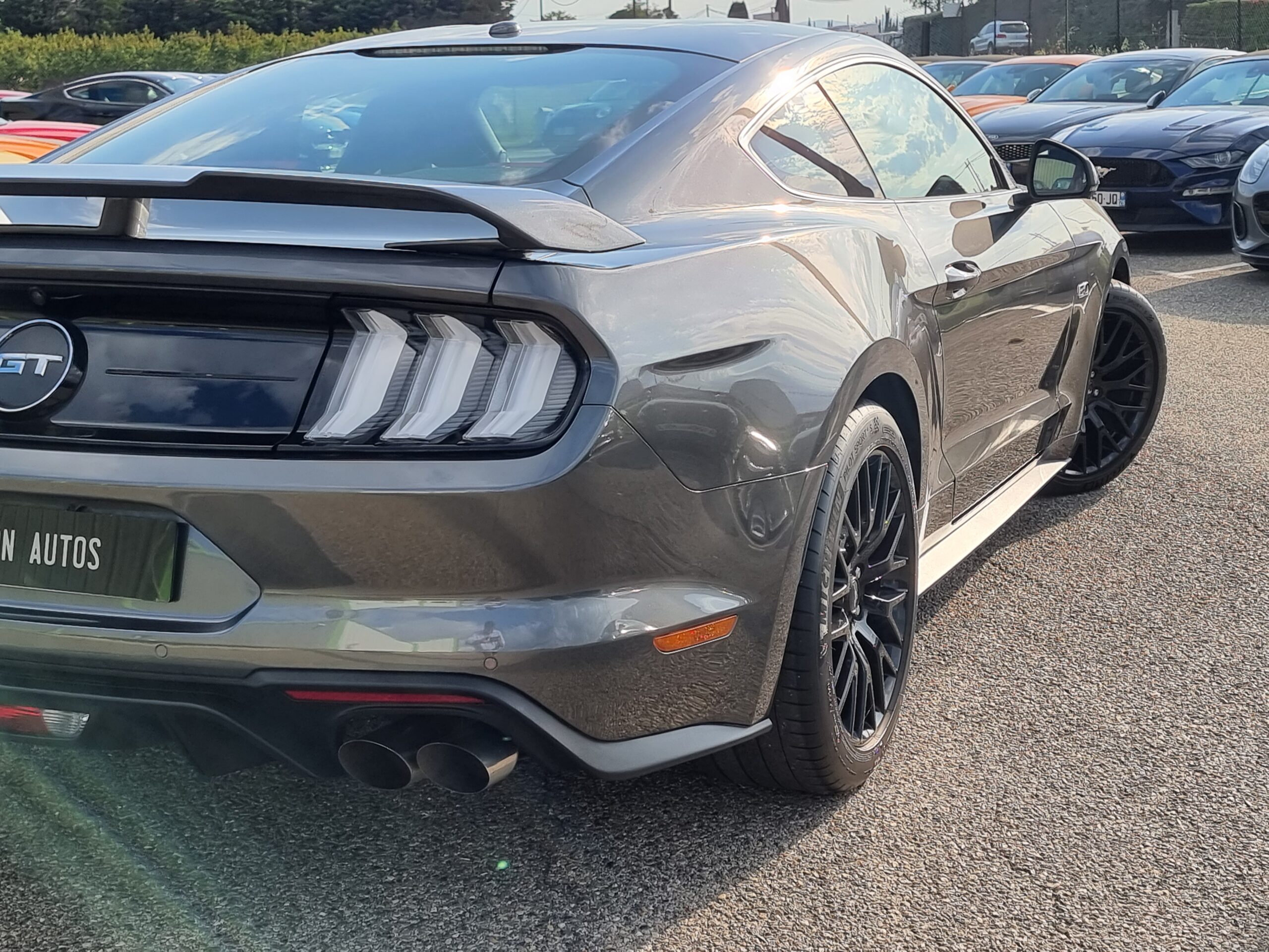 Photo FORD MUSTANG FASTBACK GT 5.0L V8 450 BVA10 RECARO