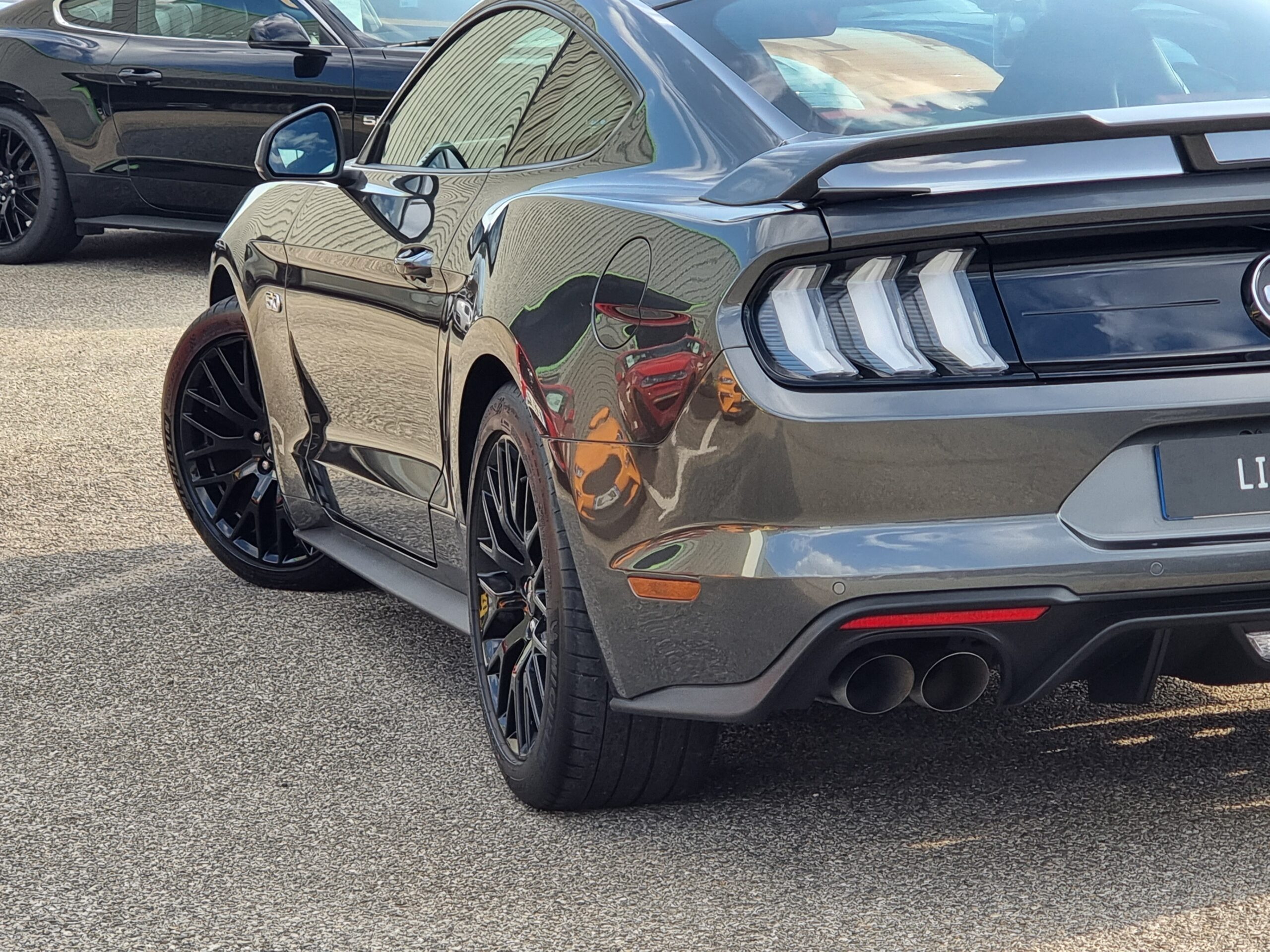 Photo FORD MUSTANG FASTBACK GT 5.0L V8 450 BVA10 RECARO