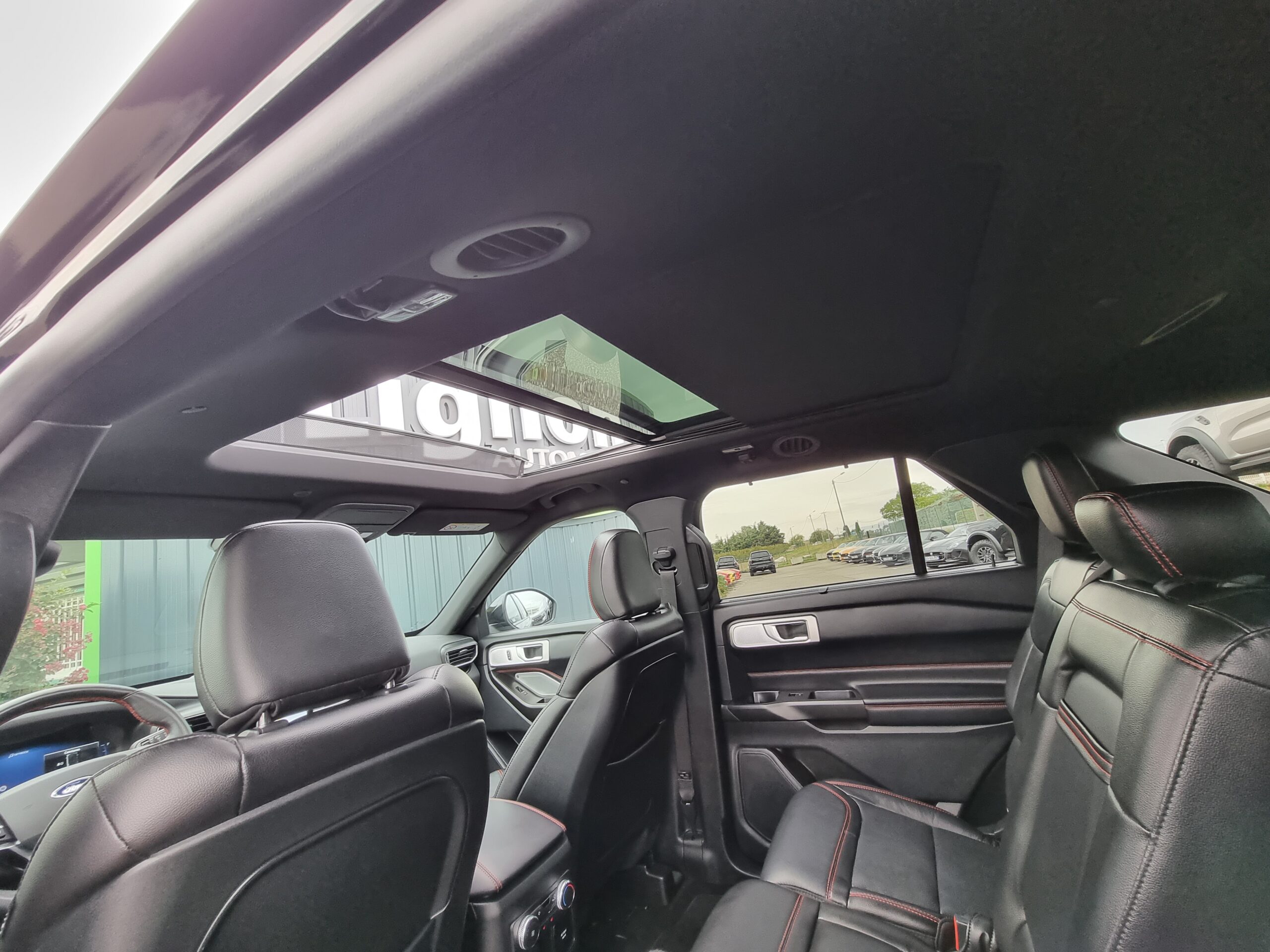 Photo FORD EXPLORER 3.0 ECOBOOST 457CH PARALLEL PHEV ST-LINE AWD BVA10