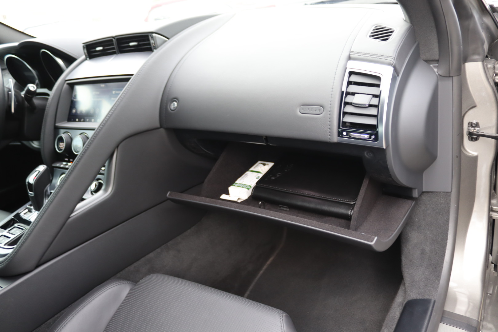 Photo JAGUAR F TYPE COUPÉ 3.0 V6 340CH