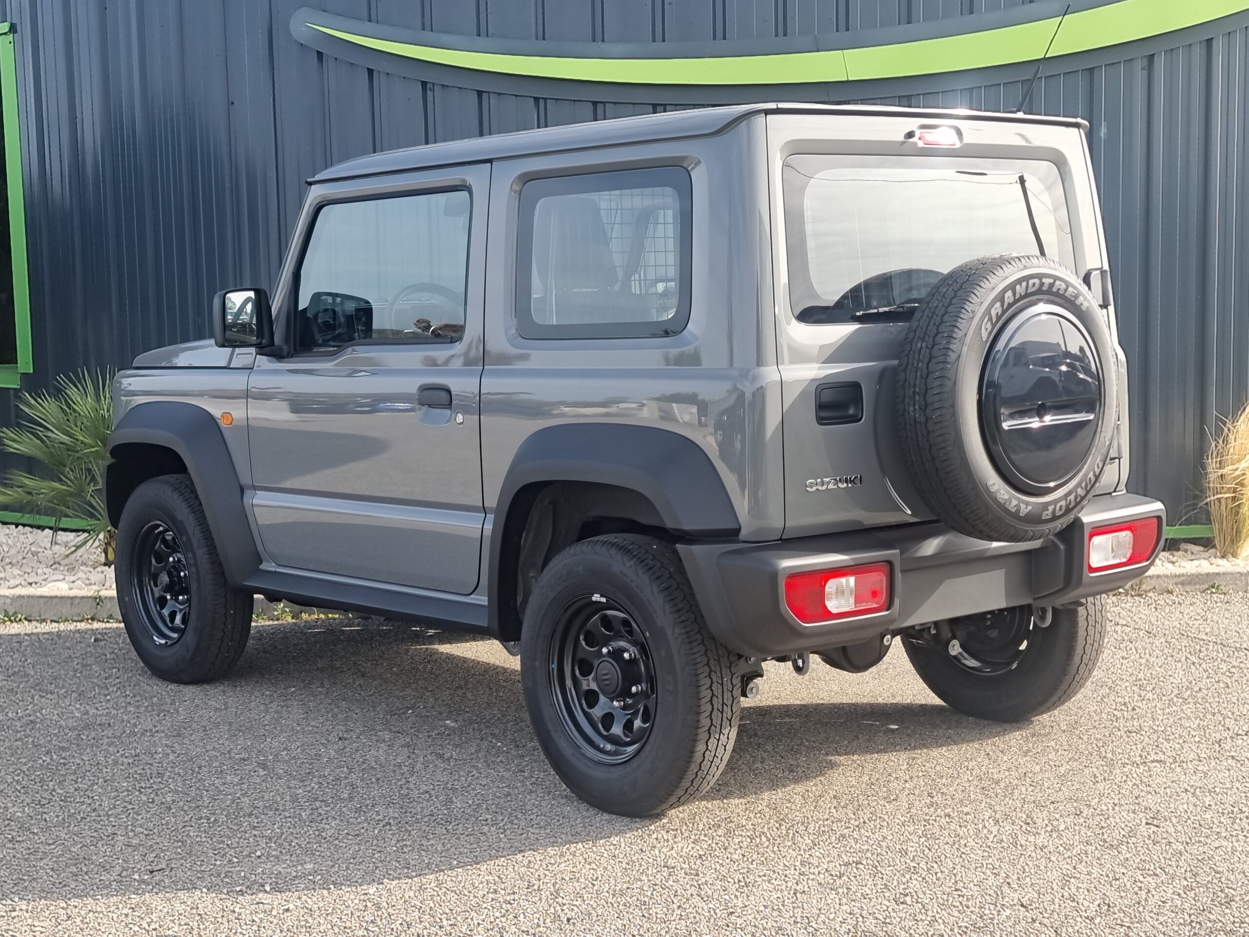 Photo SUZUKI JIMNY 1.5 4WD ALLGRIP 105CH