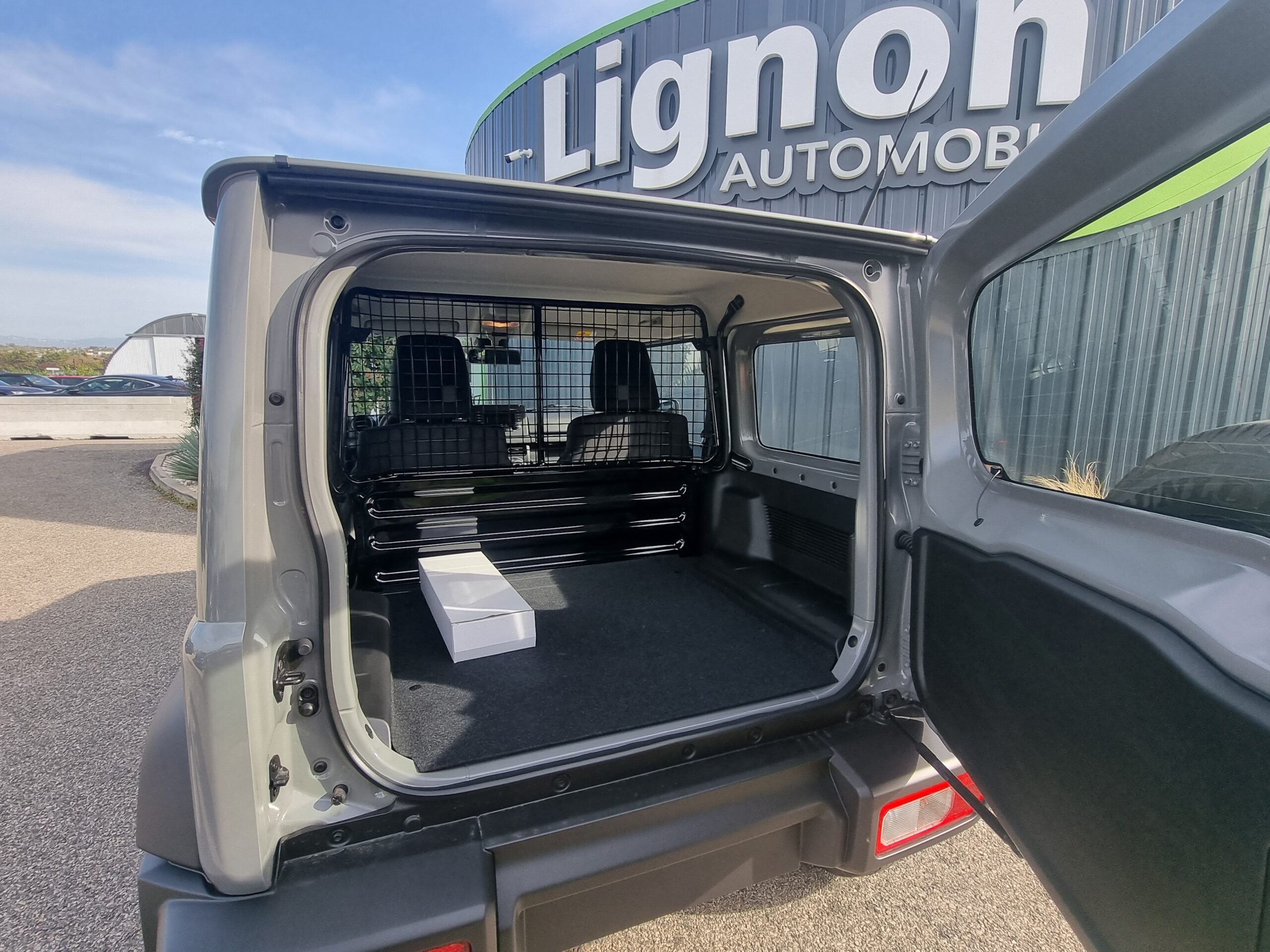 Photo SUZUKI JIMNY 1.5 4WD ALLGRIP 105CH