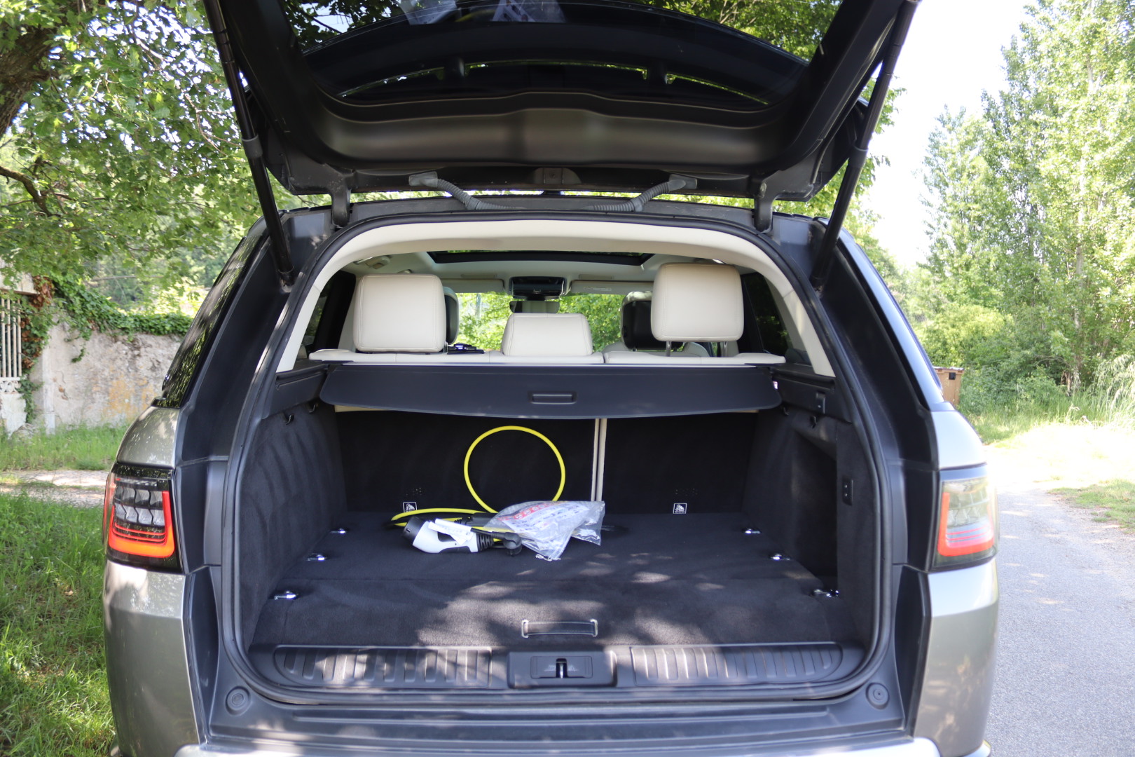 Photo  LAND ROVER RANGE ROVER SPORT P400E HSE PHEV