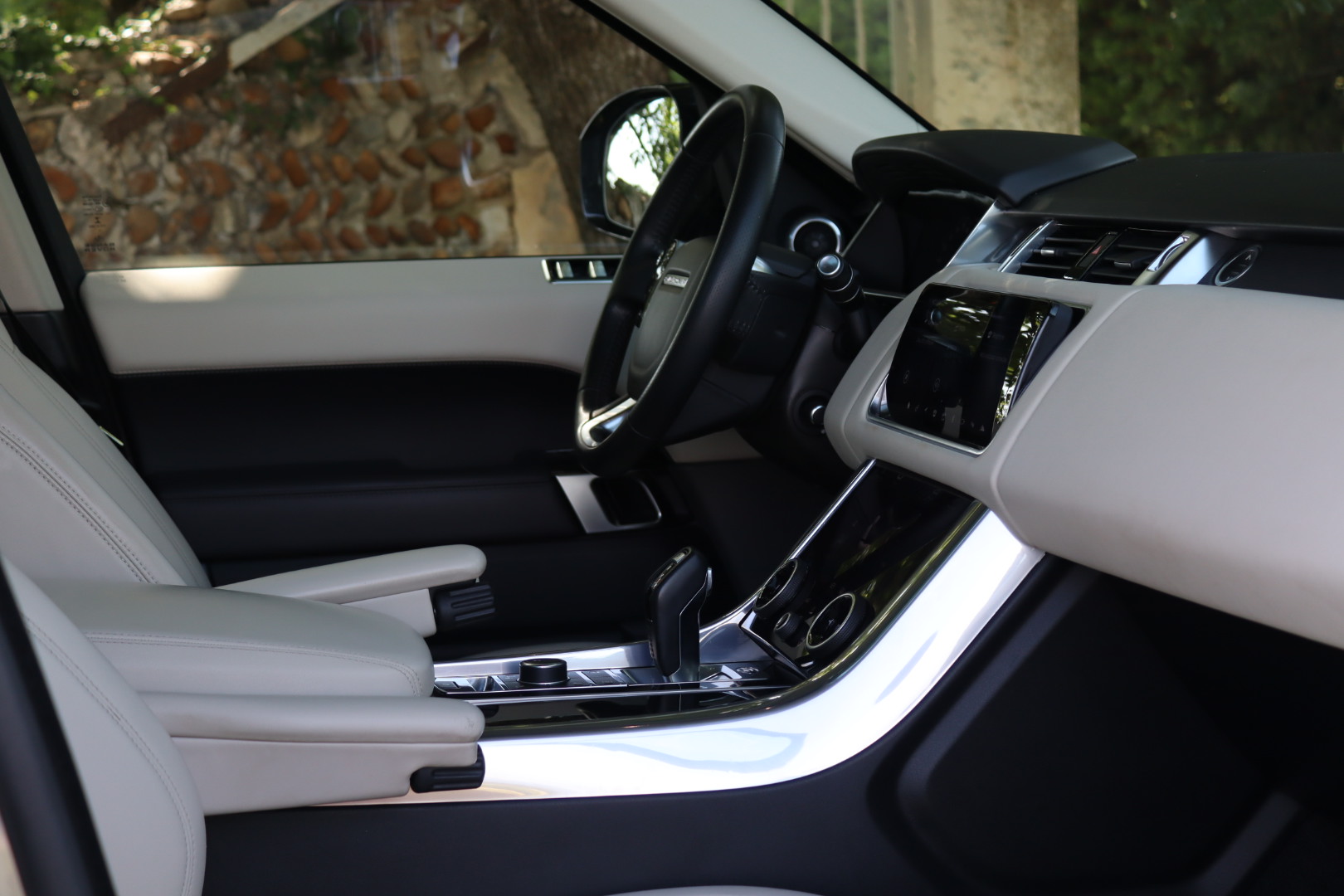Photo  LAND ROVER RANGE ROVER SPORT P400E HSE PHEV