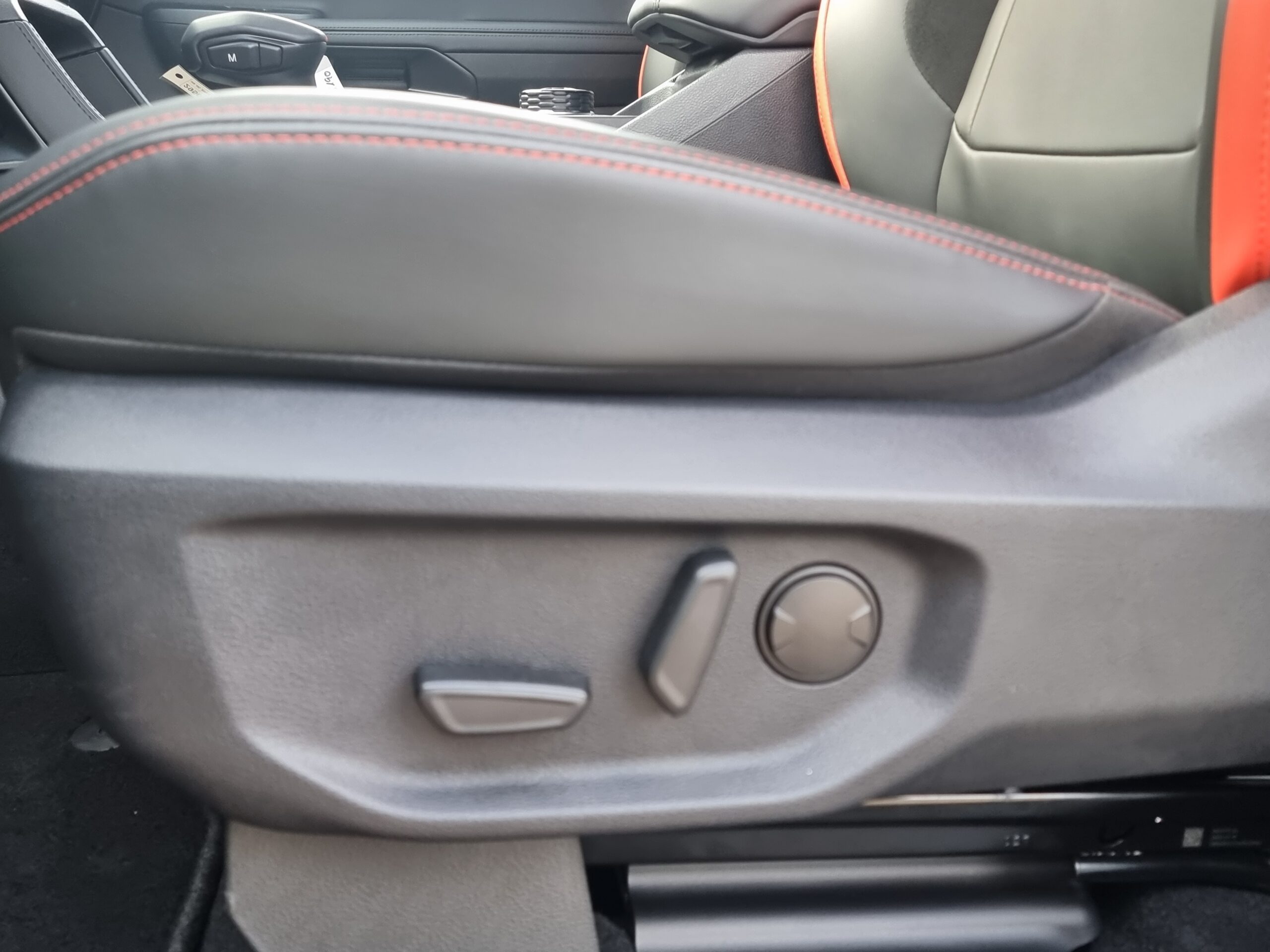 Photo  FORD RANGER RAPTOR 2.0 DIESEL 210CV BVA10