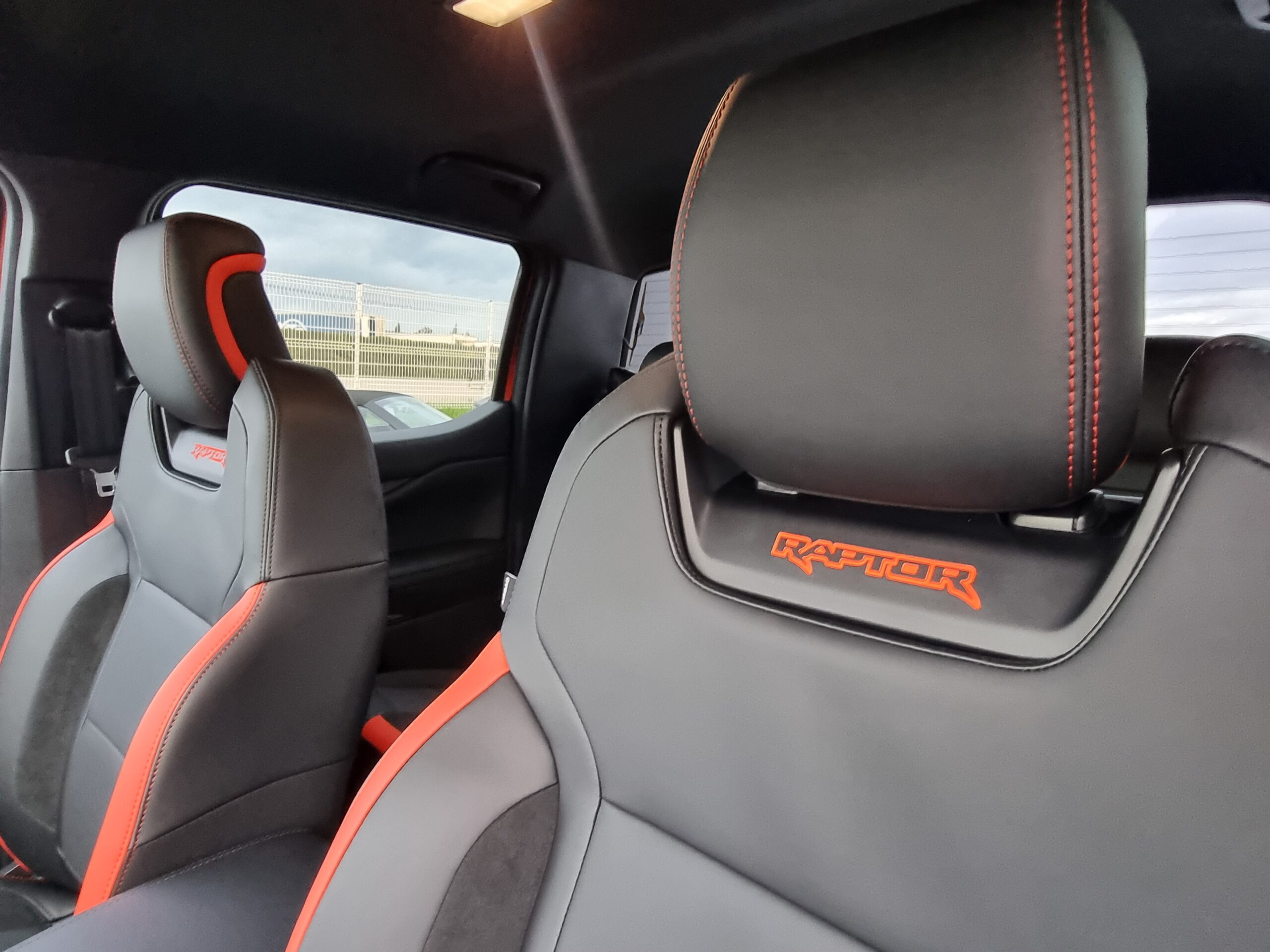Photo FORD RANGER RAPTOR 3.0 ECOBOOST V6 292CV