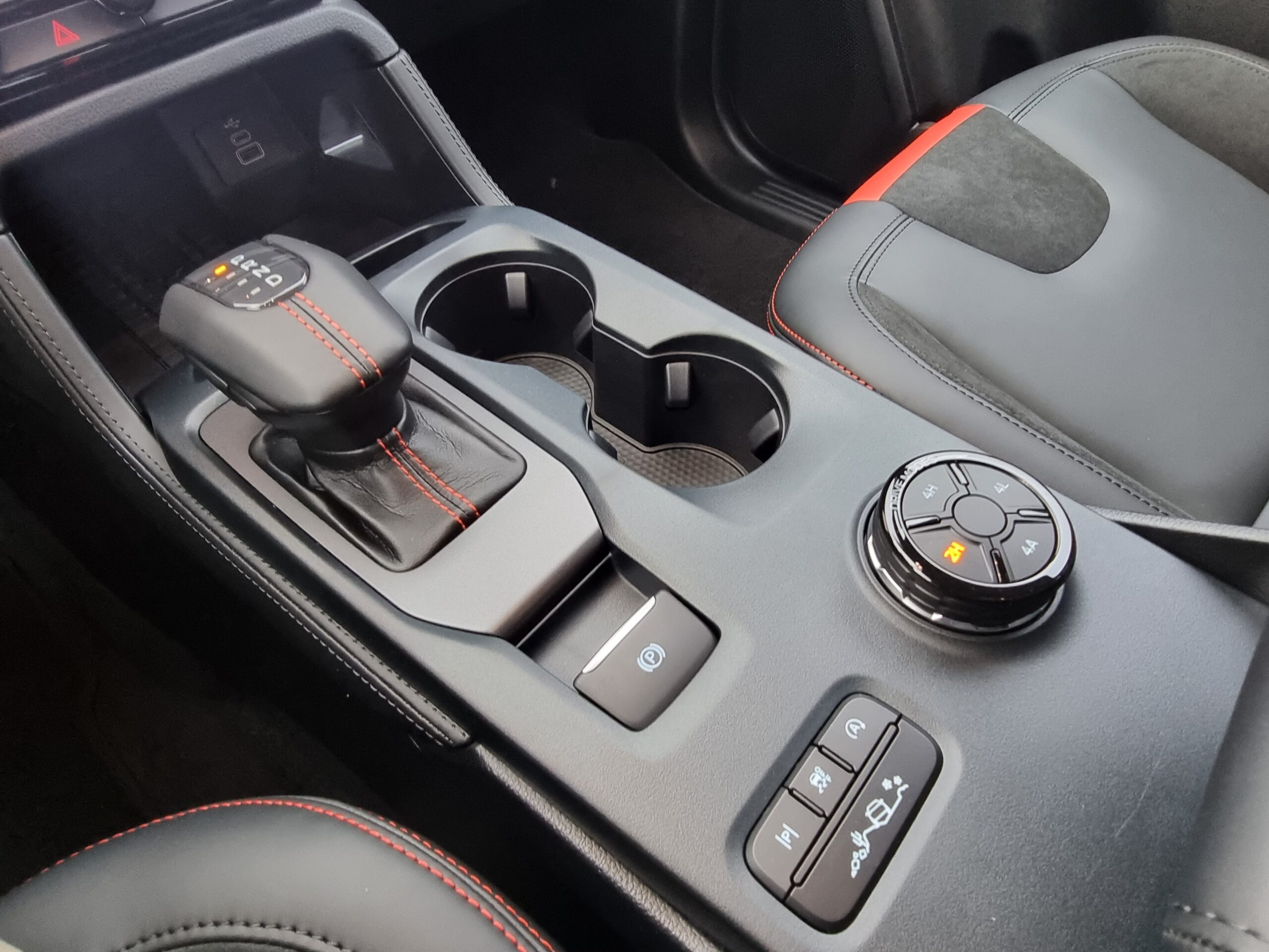 Photo FORD RANGER RAPTOR 3.0 ECOBOOST V6 292CV