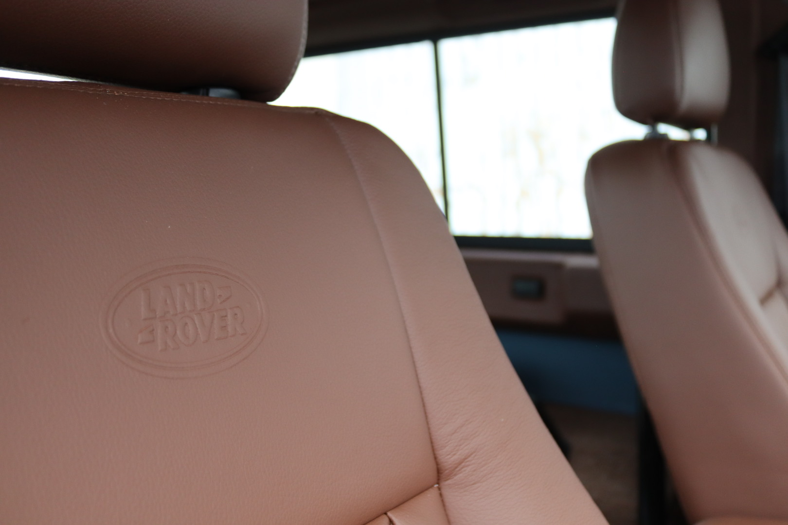 Photo DEFENDER 90 TD4 2.2L SW 4 PLACES