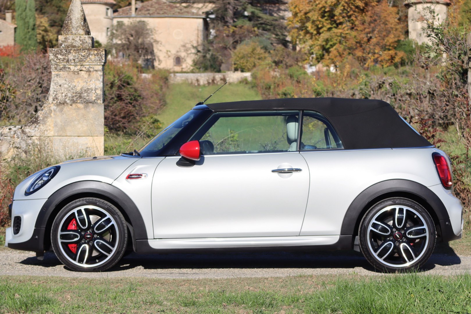Photo MINI JOHN COOPER WORKS CABRIOLET 231 CH BVA8 JCW
