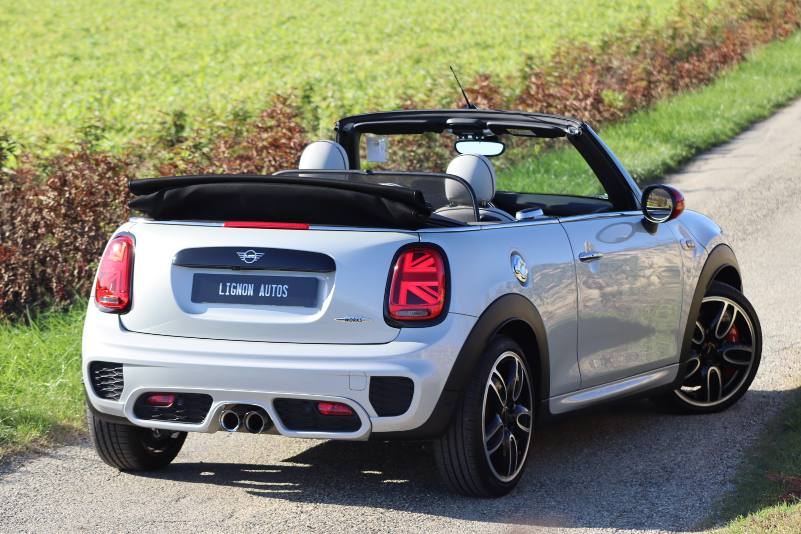Photo MINI JOHN COOPER WORKS CABRIOLET 231 CH BVA8 JCW