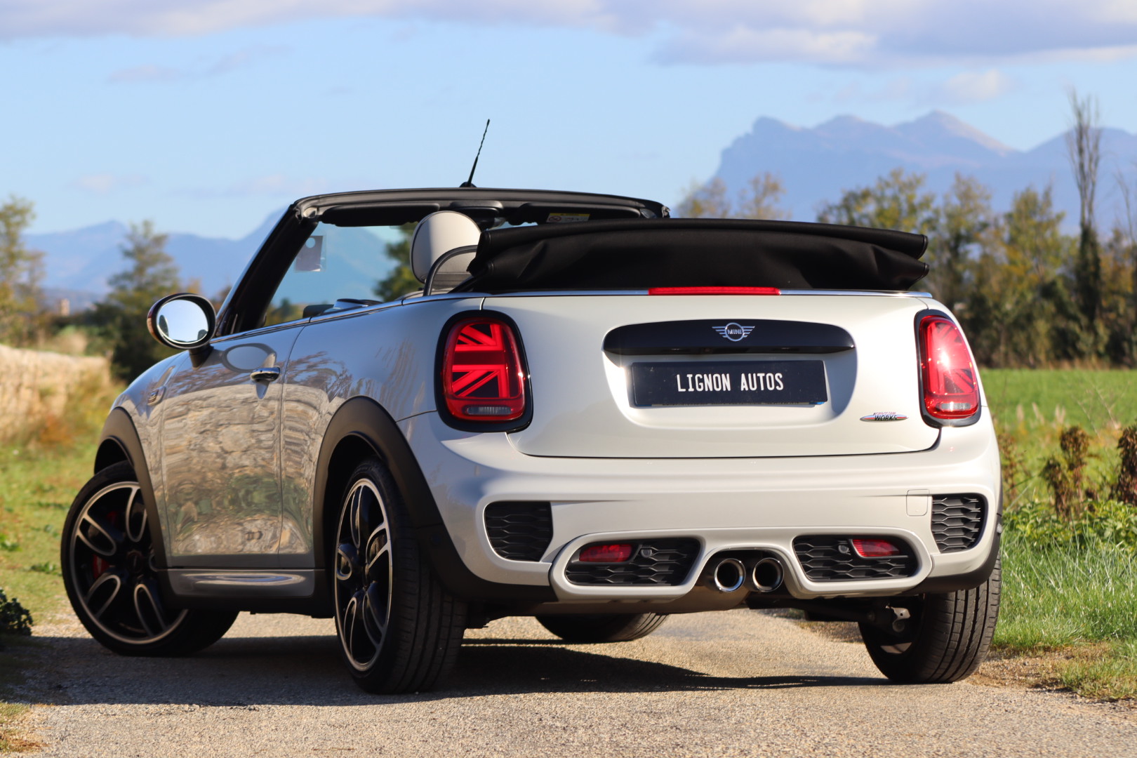 Photo MINI JOHN COOPER WORKS CABRIOLET 231 CH BVA8 JCW