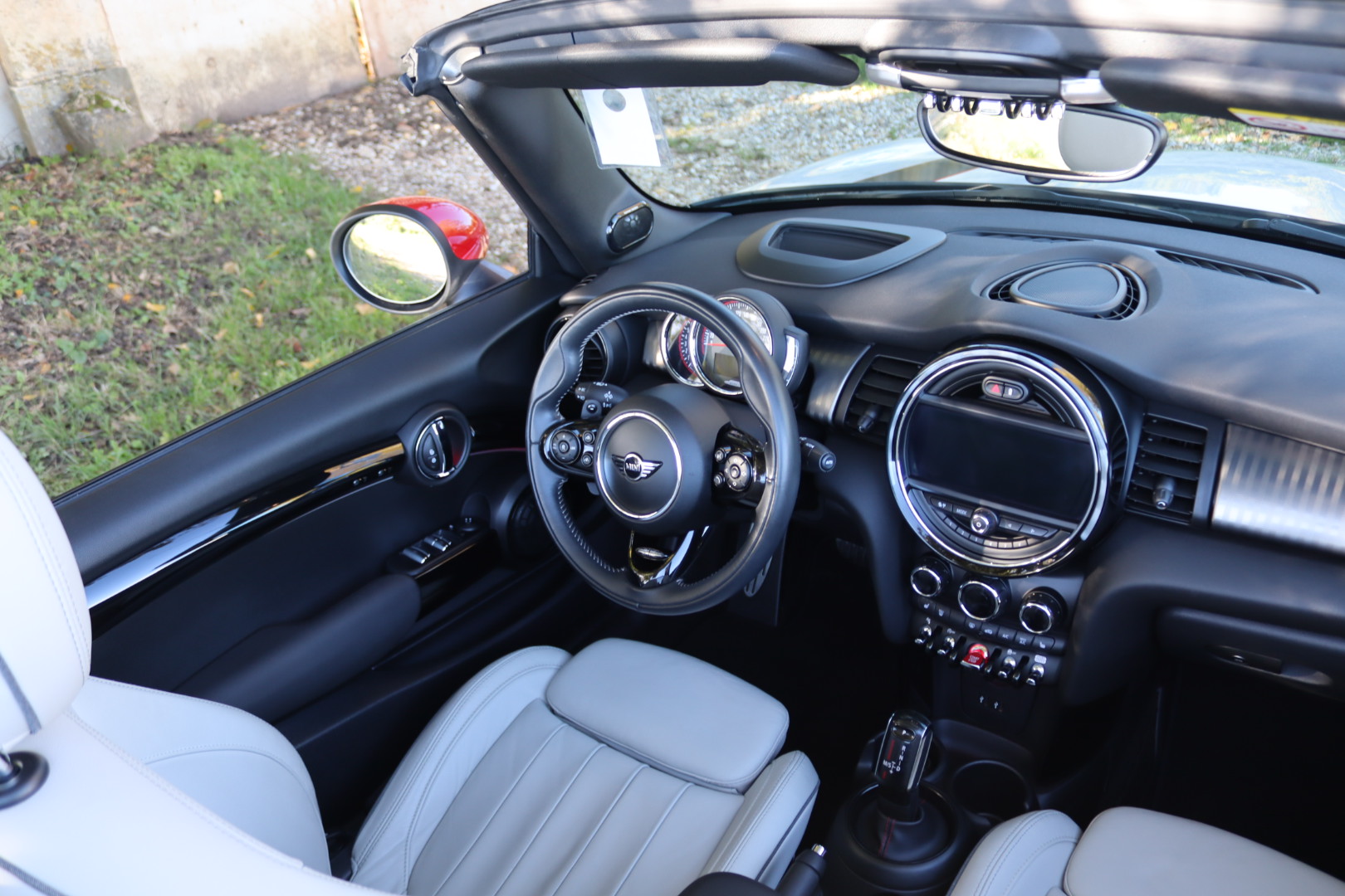 Photo MINI JOHN COOPER WORKS CABRIOLET 231 CH BVA8 JCW