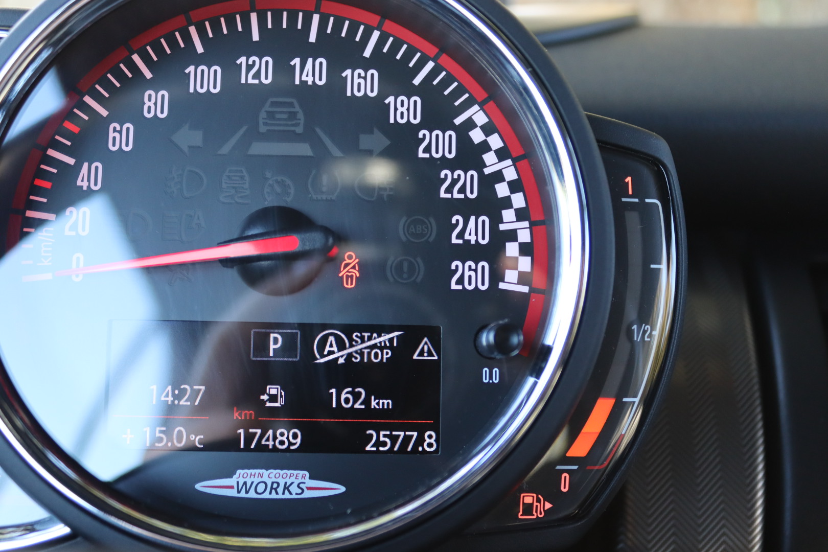 Photo MINI JOHN COOPER WORKS CABRIOLET 231 CH BVA8 JCW