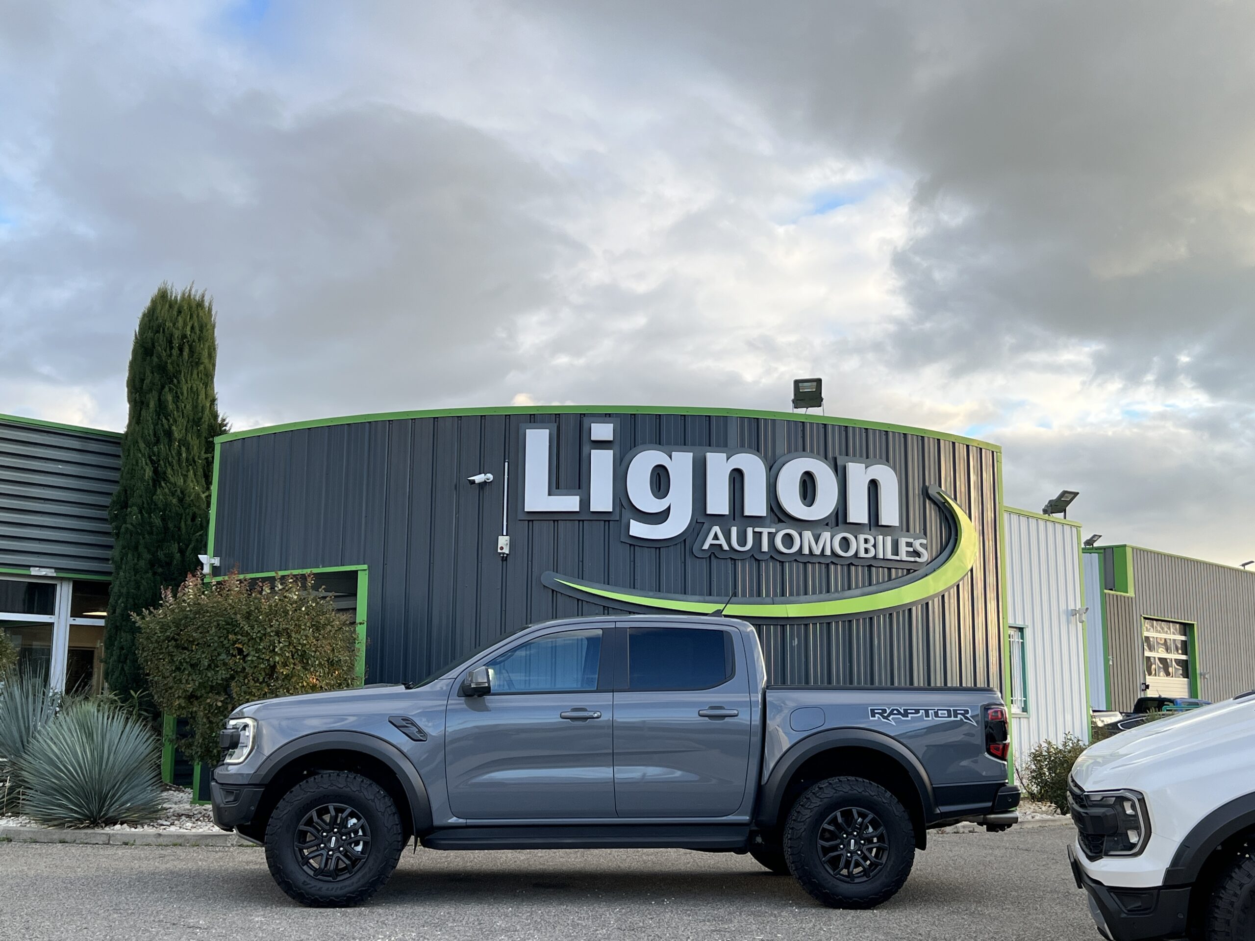 Photo FORD RANGER RAPTOR 3.0 ECOBOOST V6 292CV