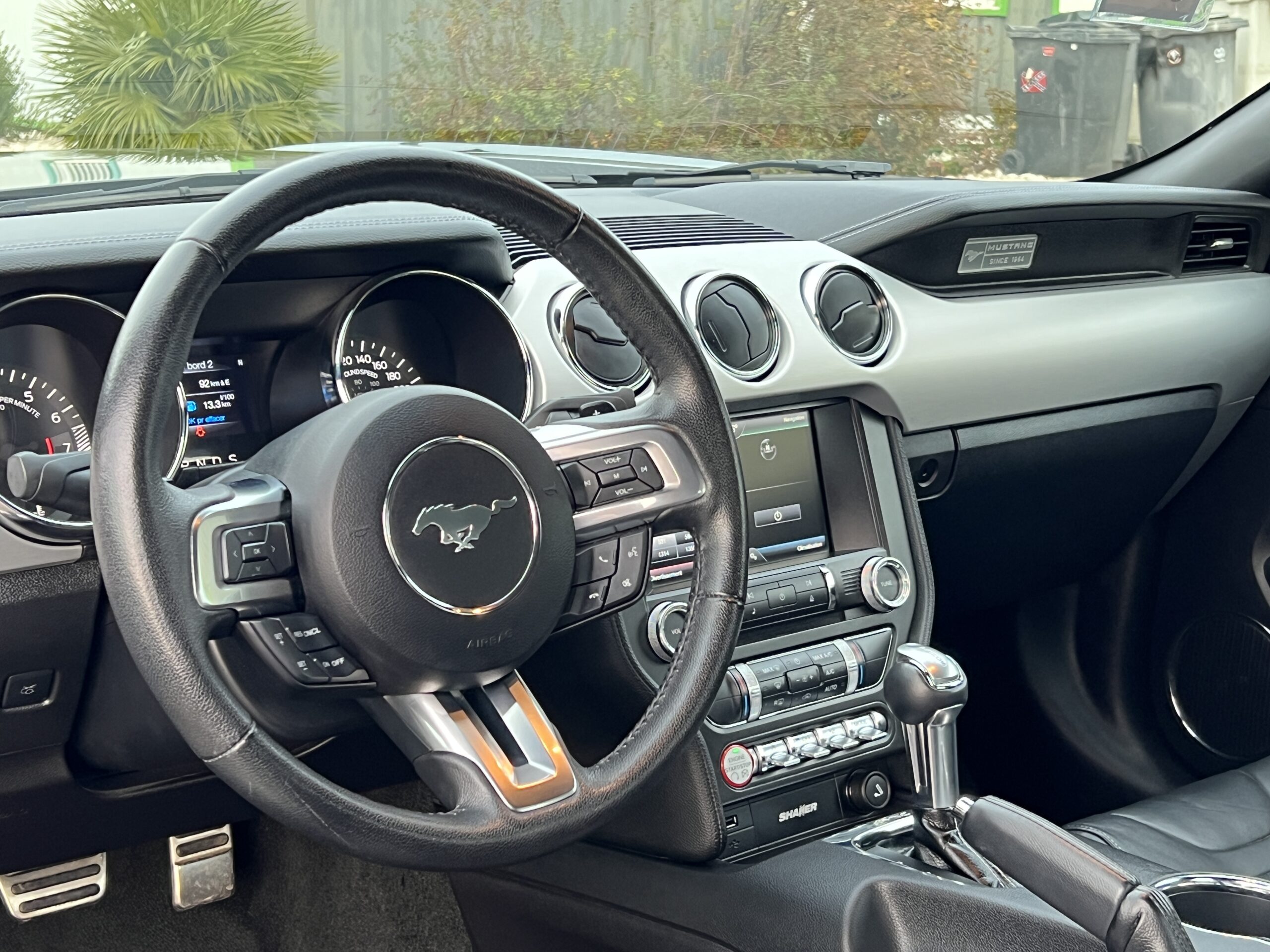 Photo FORD MUSTANG FASTBACK GT 5.0L V8 421 BVA RECARO