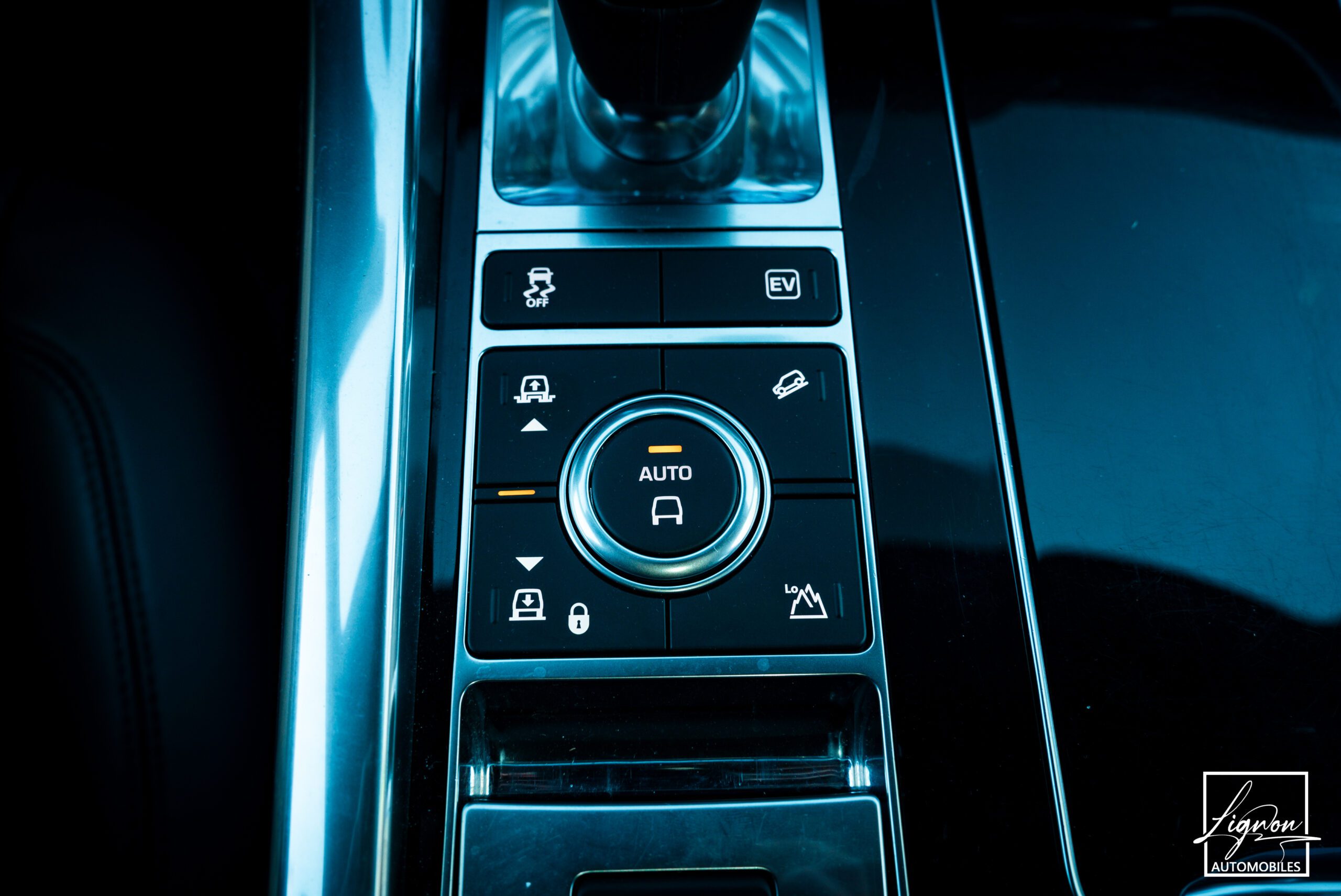 Photo LAND ROVER RANGE ROVER SPORT P400e HSE PHEV