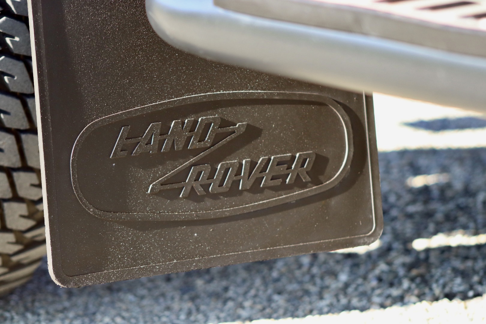 Photo LAND ROVER DEFENDER 90 TD4 2.2 ADVENTURE EDITION