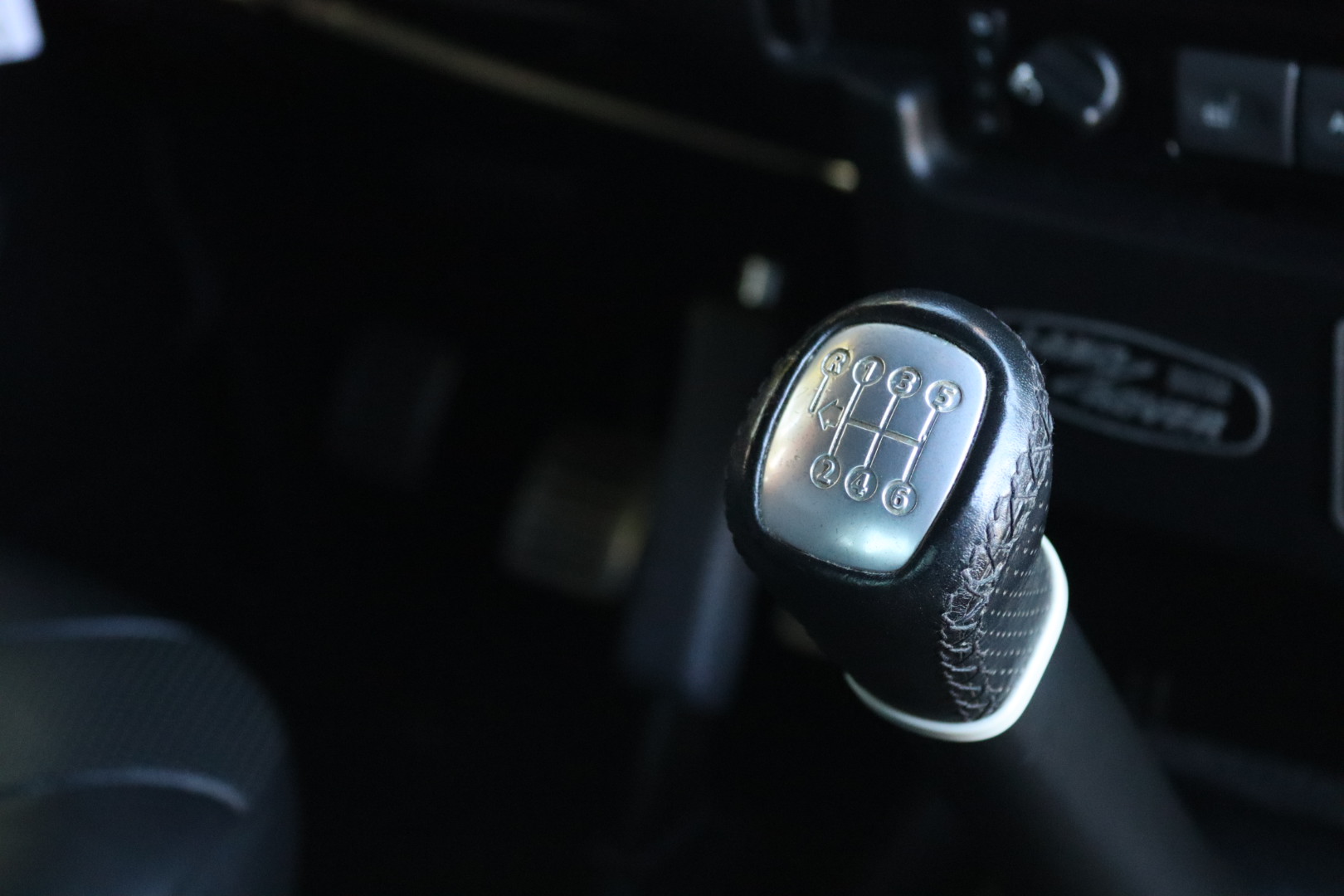 Photo LAND ROVER DEFENDER 90 TD4 2.2 ADVENTURE EDITION