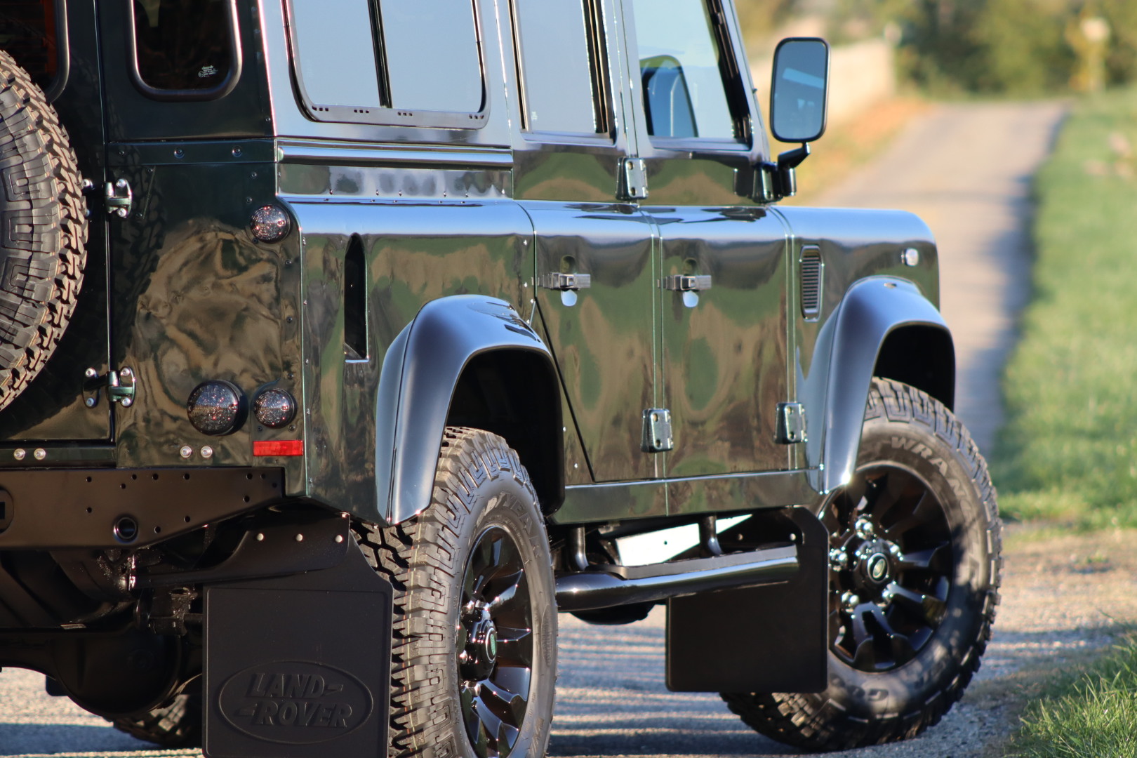 Photo LAND ROVER DEFENDER 2.4 TD4 SW 5 PLACES