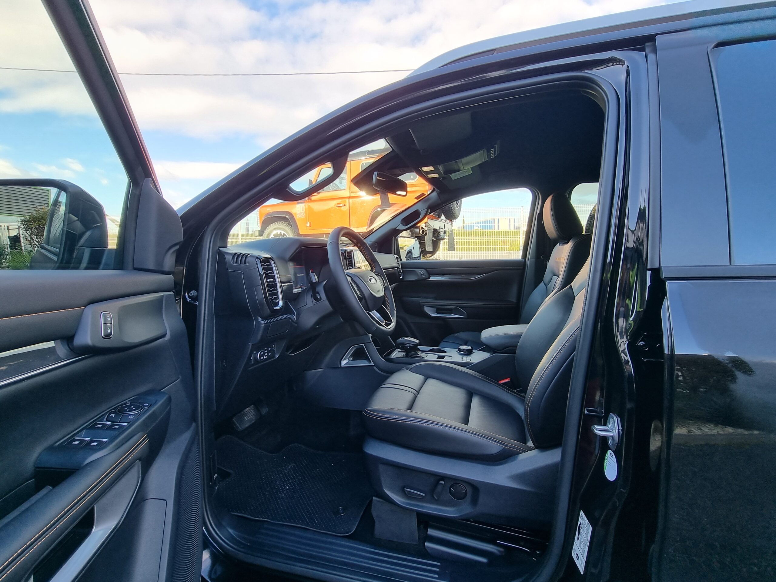 Photo FORD RANGER 3.0 V6 240 WILDTRACK BVA10 SANS MALUS DISPONIBLE IMMEDIATEMENT