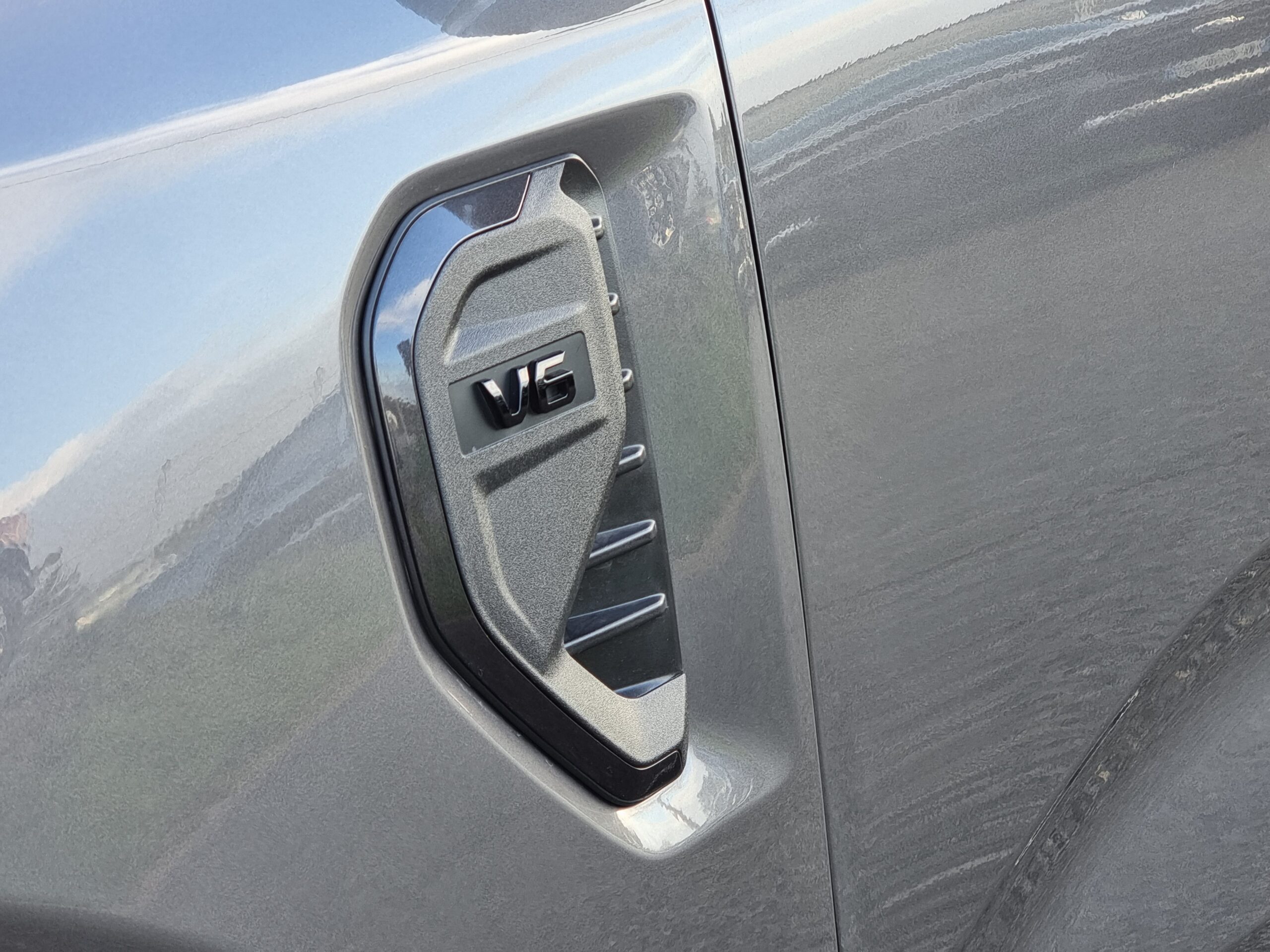 Photo FORD RANGER 3.0 V6 240 WILDTRACK BVA10 SANS MALUS DISPONIBLE IMMEDIATEMENT