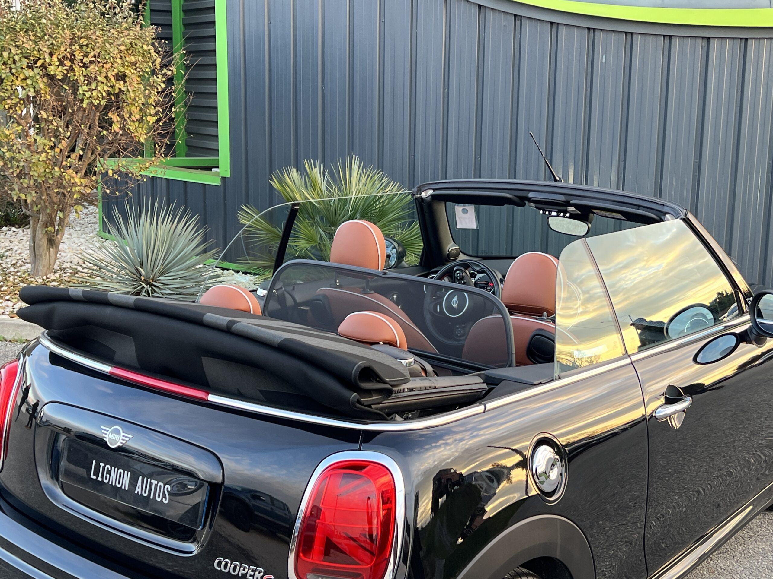 Photo Mini Cabrio III (F57) Cooper S 192ch John Cooper Works BVA7 