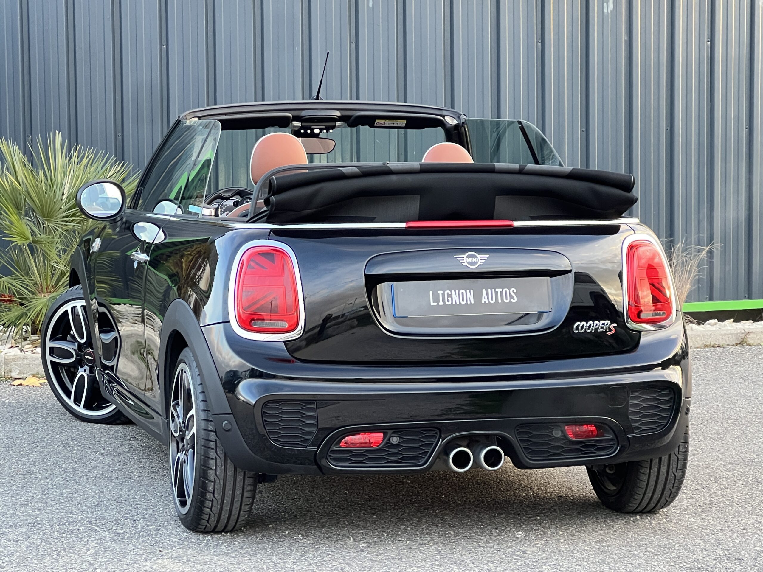 Photo Mini Cabrio III (F57) Cooper S 192ch John Cooper Works BVA7 