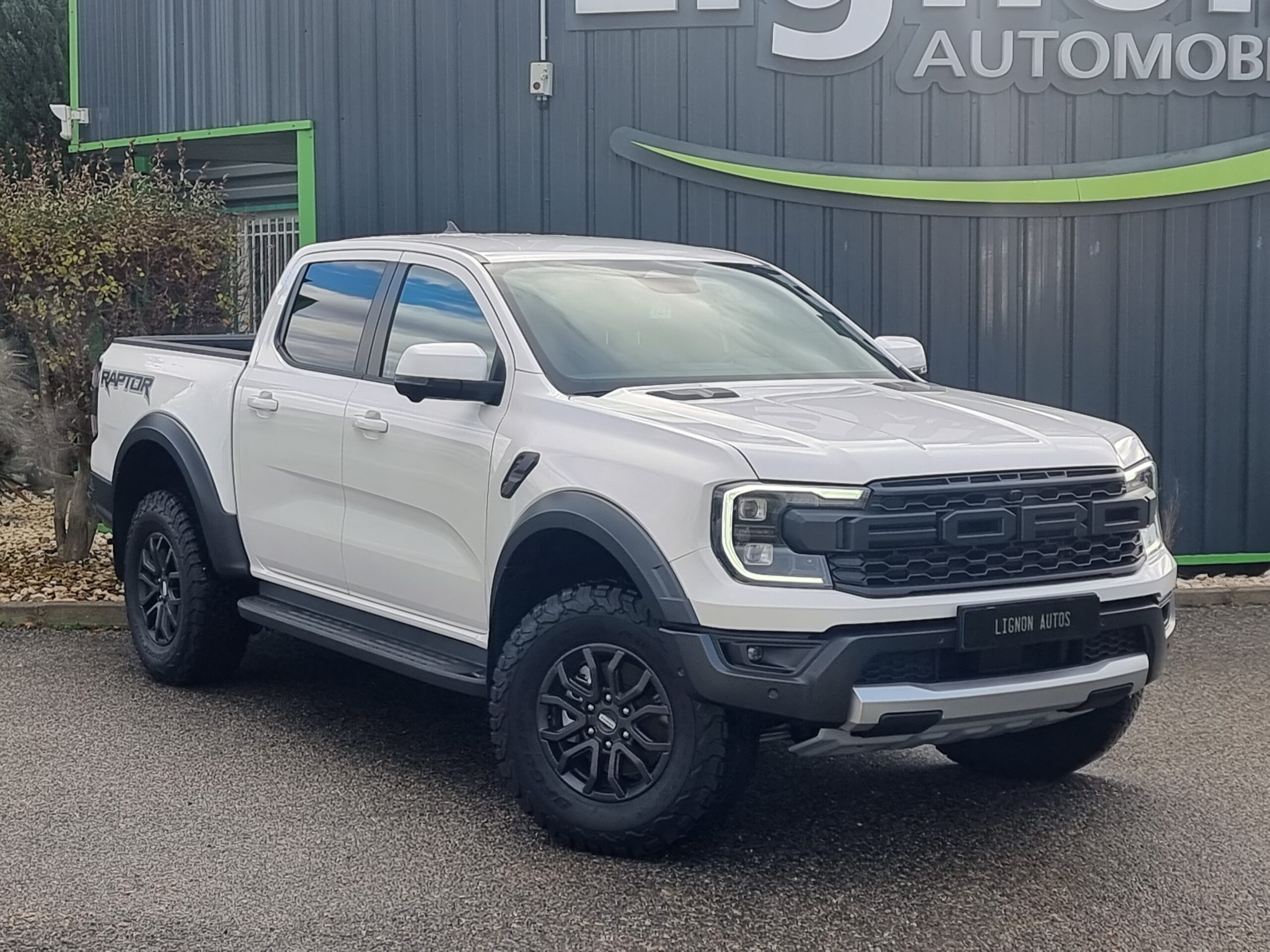 Photo FORD RANGER RAPTOR 3.0L ECOBOOST V6 292CV 2023