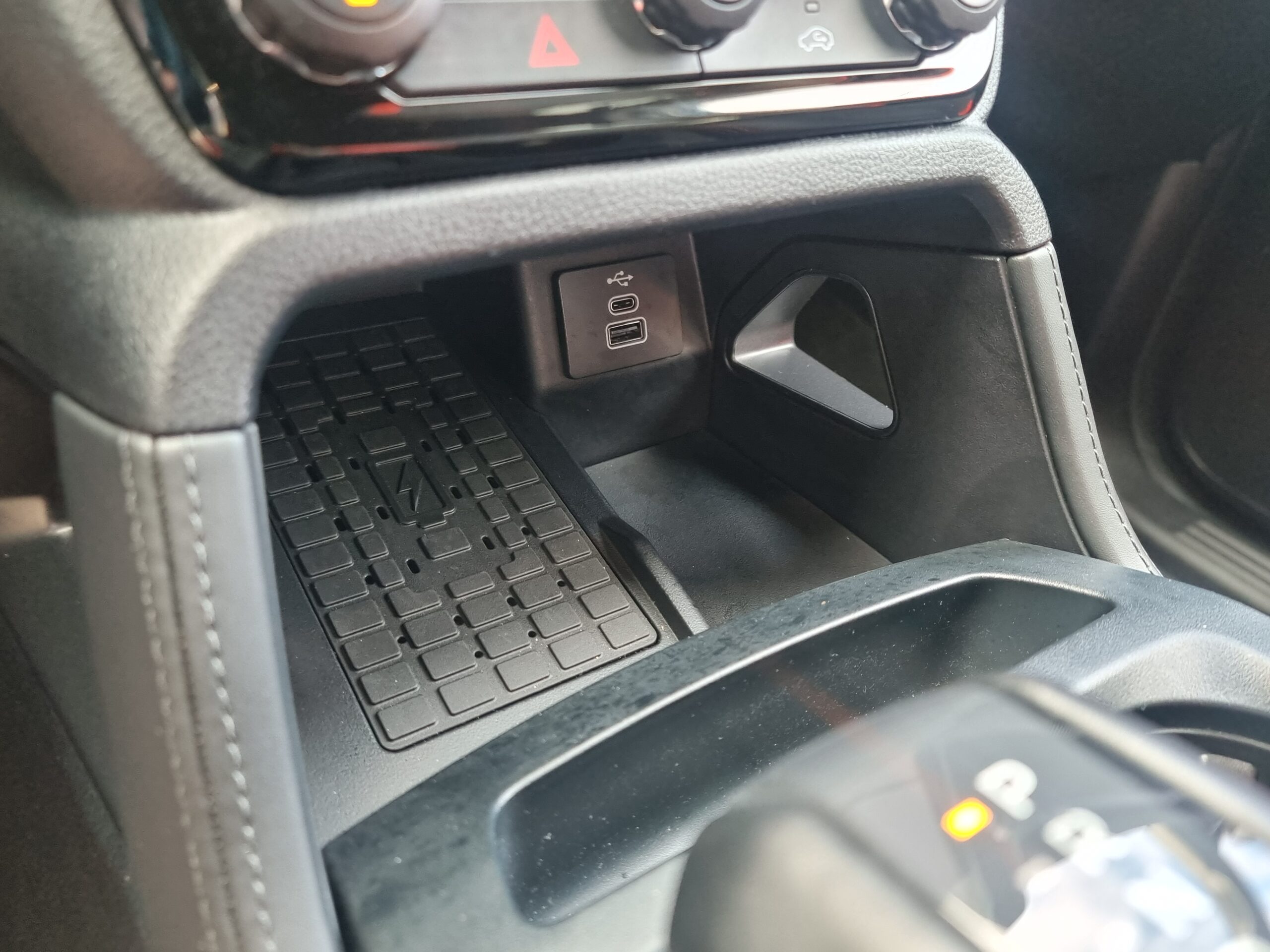 Photo FORD RANGER RAPTOR 3.0L ECOBOOST V6 292CV 2023