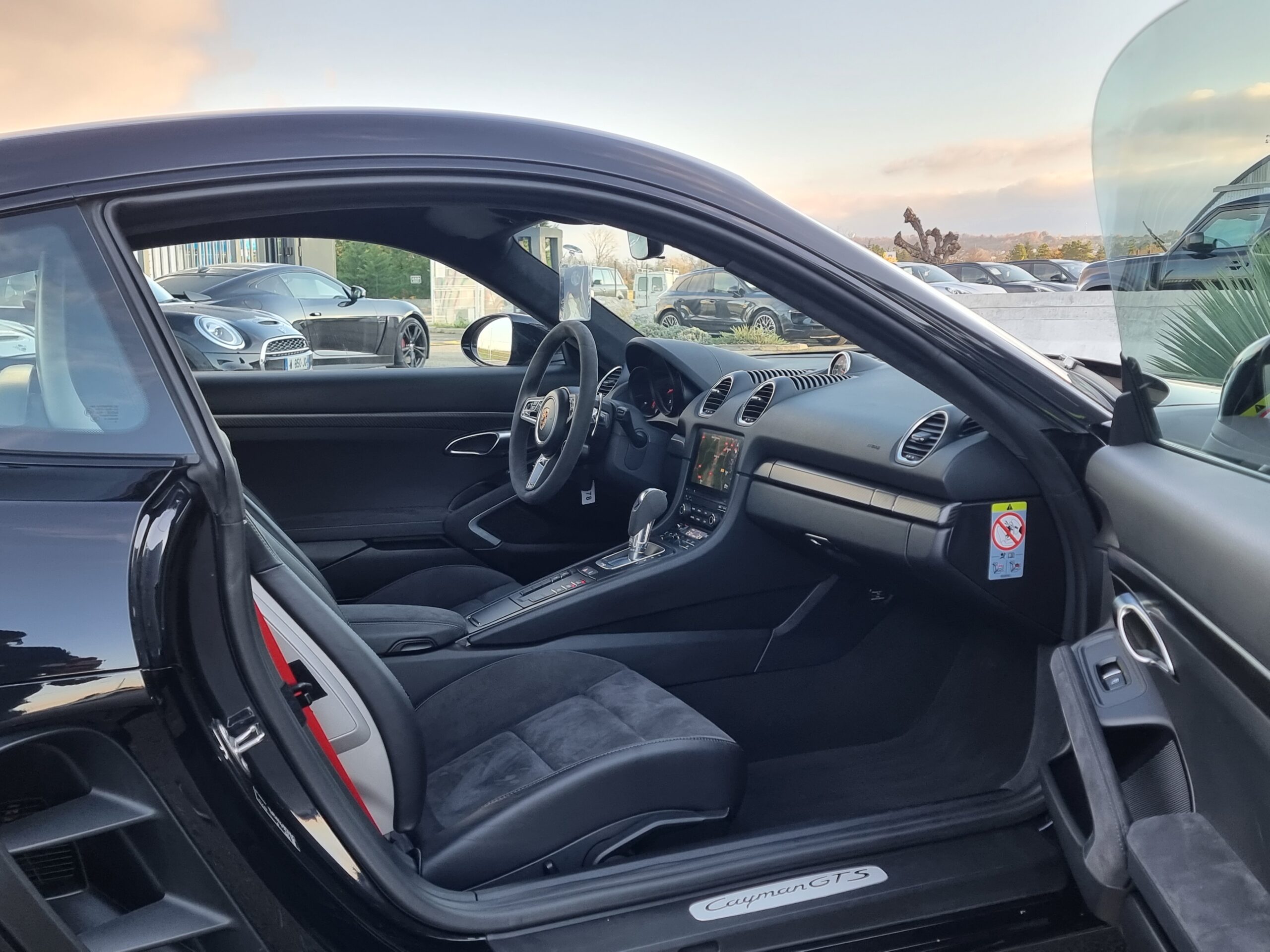 Photo PORSCHE 718 CAYMAN GTS 2.5 365 CV