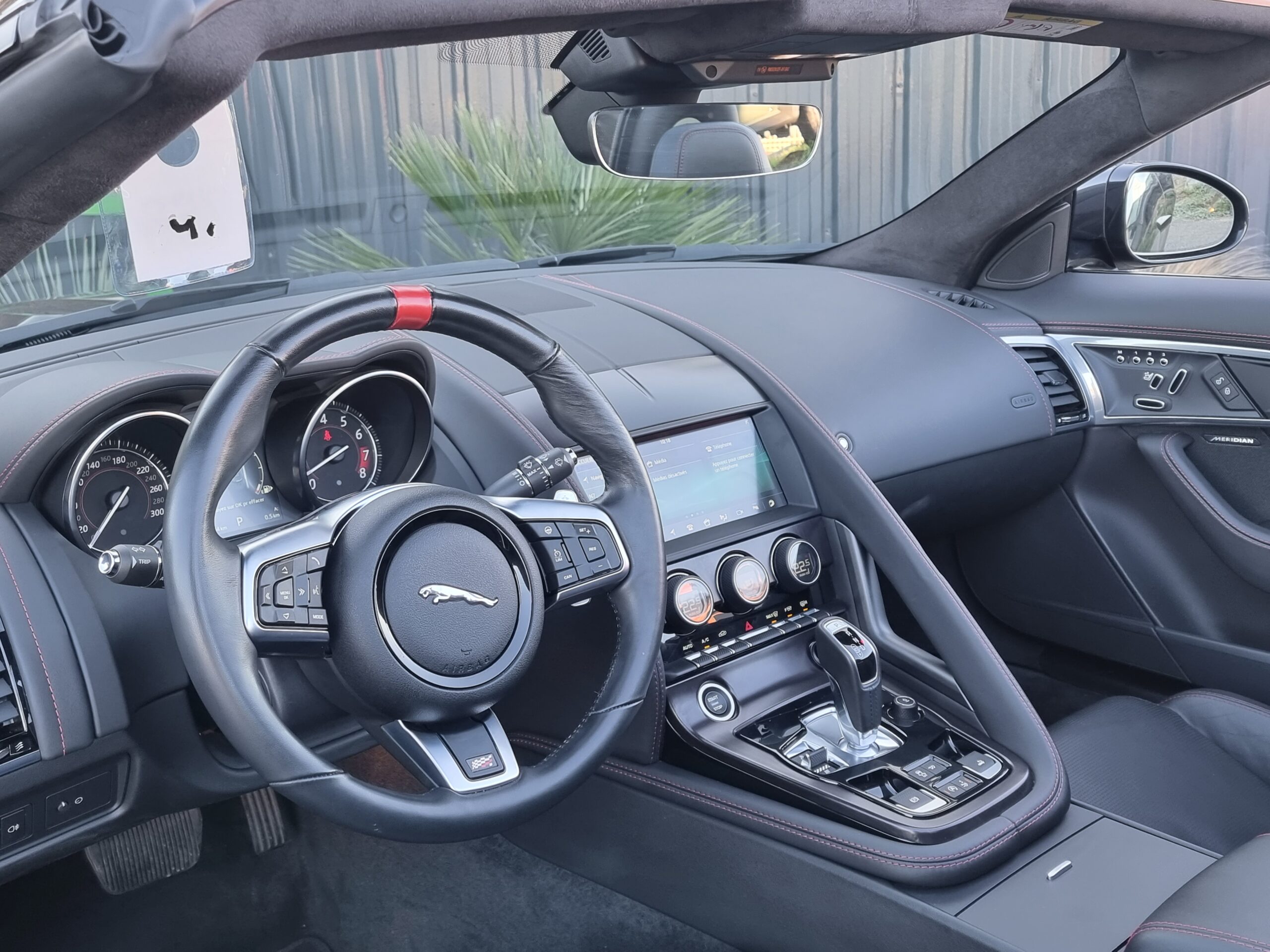 Photo JAGUAR F-TYPE CABRIOLET 3.0 V6 380 CH CHEQUERED FLAG BVA8