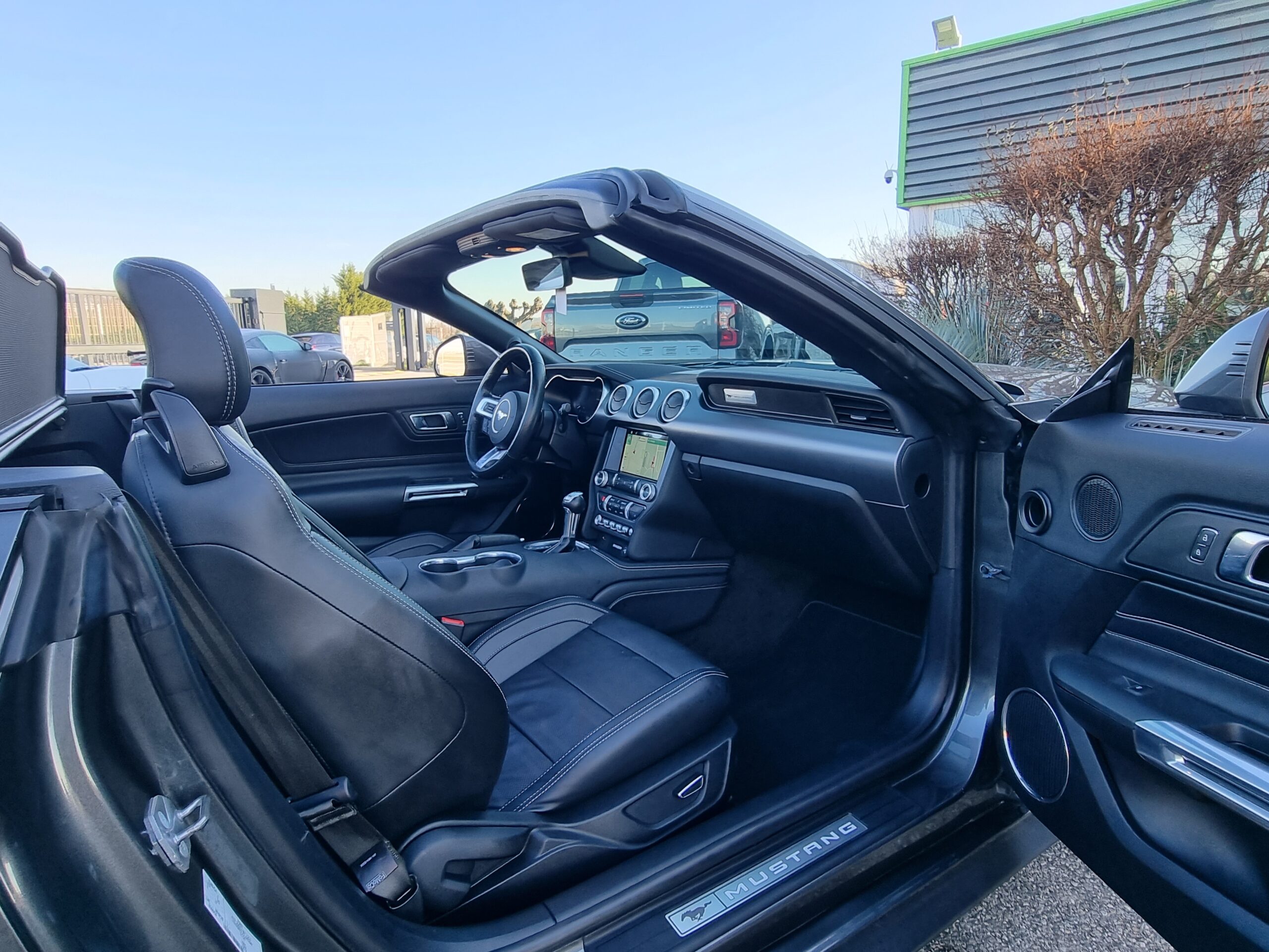 Photo FORD MUSTANG CABRIOLET GT 5.0L V8 450 BVA10 PREMIUM