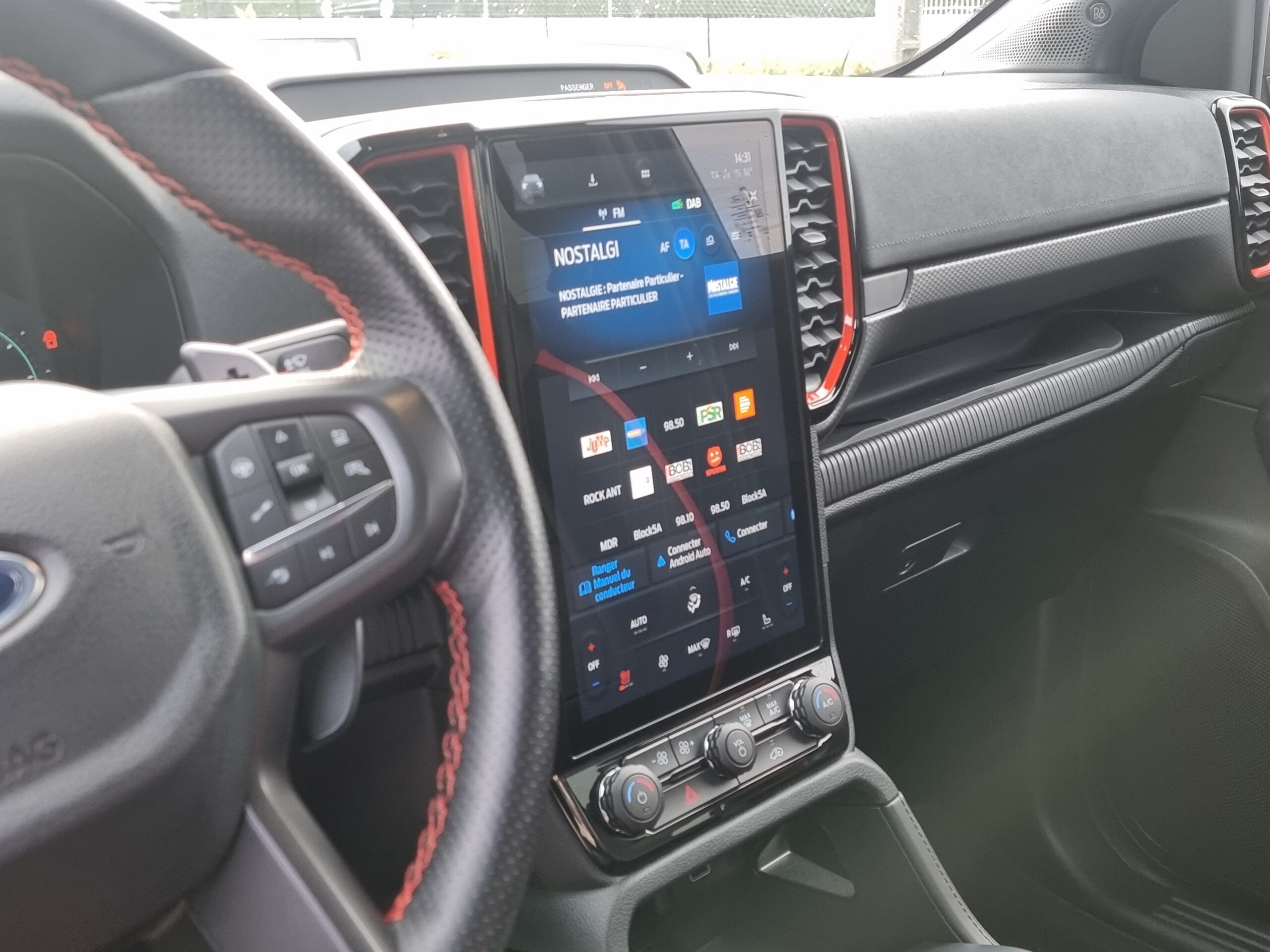 Photo FORD RANGER RAPTOR 3.0L ECOBOOST V6 292CV 2023