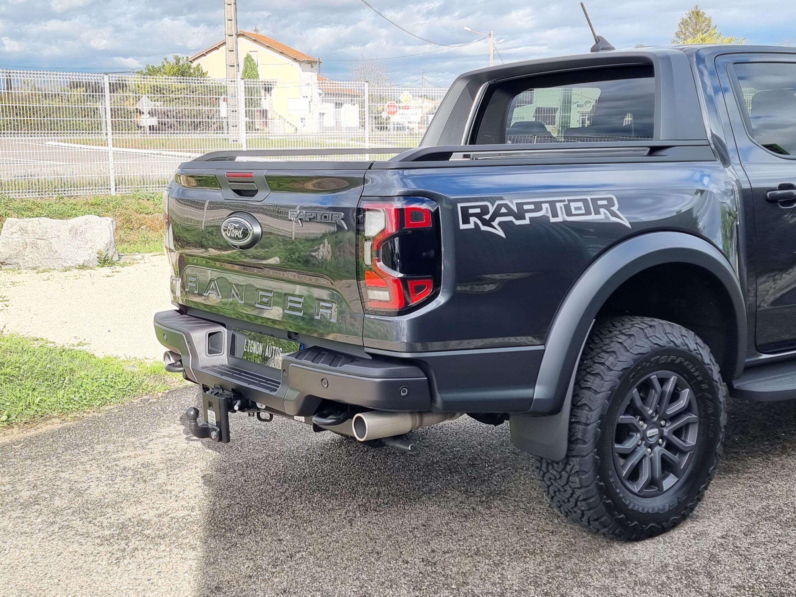 Photo FORD RANGER RAPTOR 3.0L ECOBOOST V6 292CV 2023