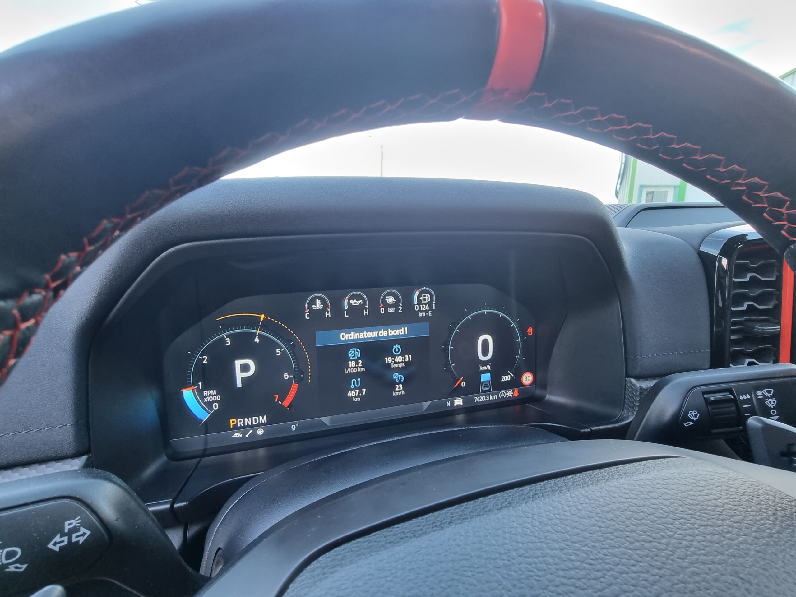 Photo FORD RANGER RAPTOR 3.0L ECOBOOST V6 292CV 2023