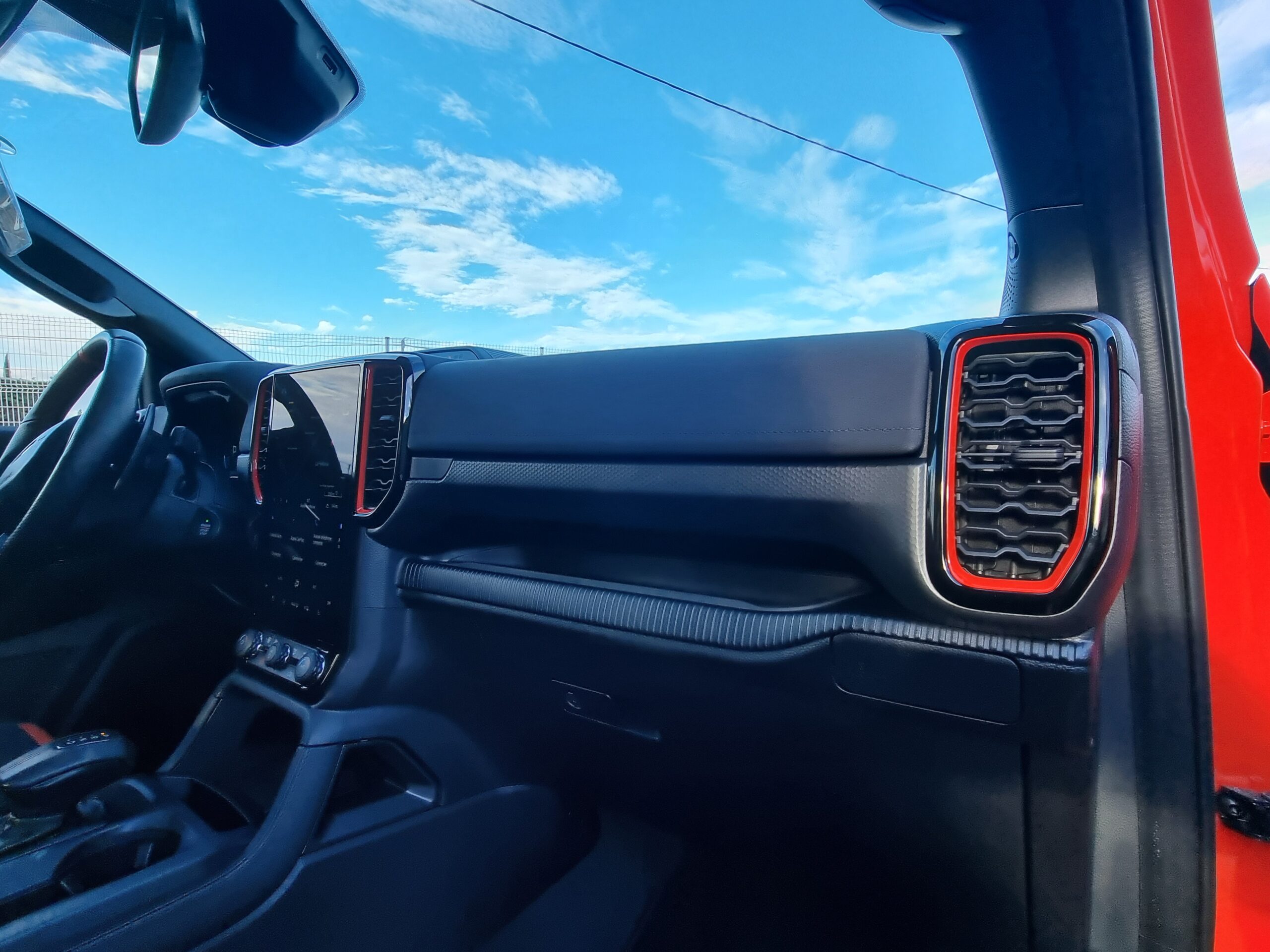 Photo FORD RANGER RAPTOR 3.0L ECOBOOST V6 292CV 2023