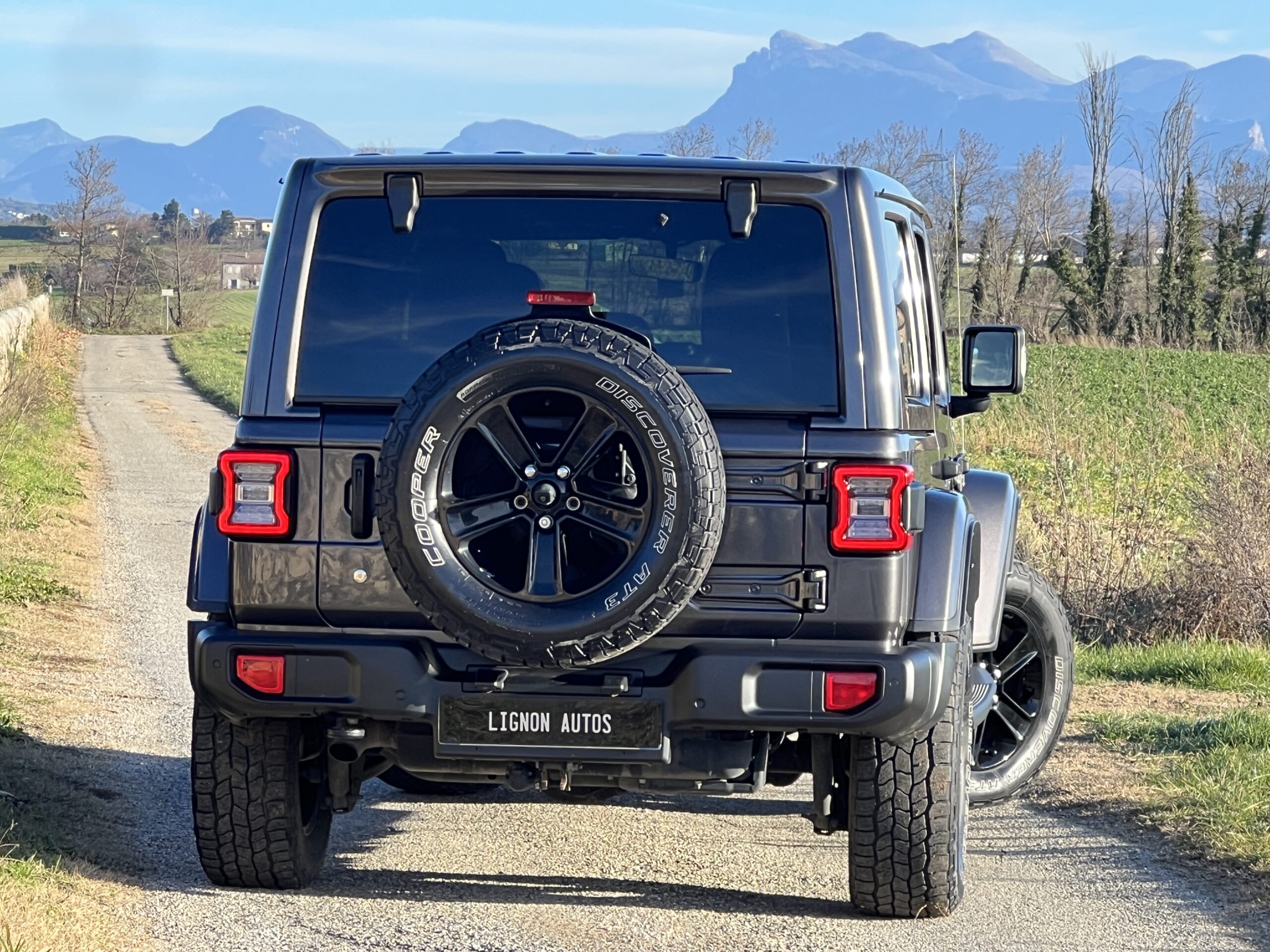 Photo JEEP WRANGLER JL UNLIMITED 2.2  MULTIJET 200CH OVERLAND ATTELAGE/TOP IN TOP