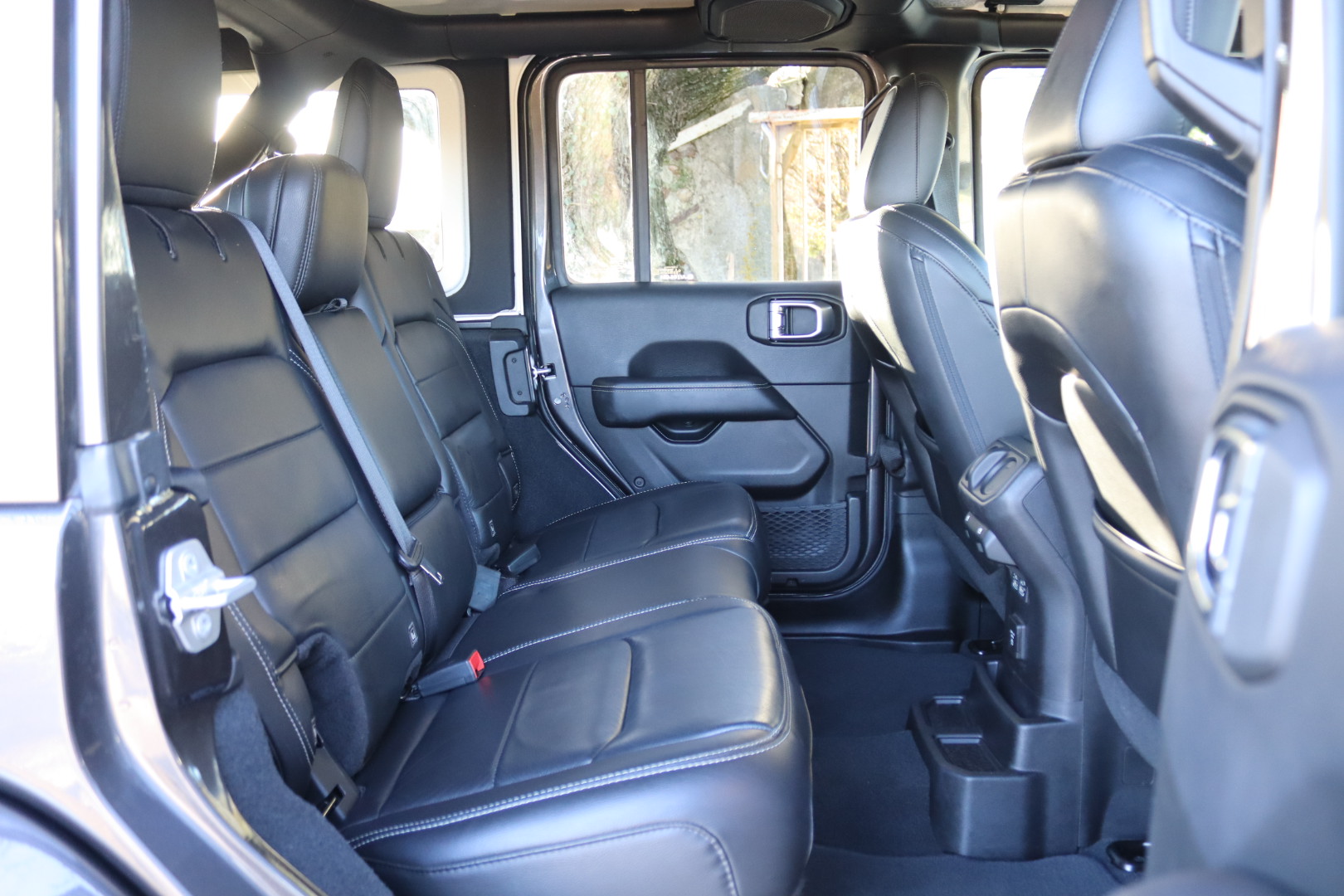 Photo JEEP WRANGLER JL UNLIMITED 2.2  MULTIJET 200CH OVERLAND ATTELAGE/TOP IN TOP