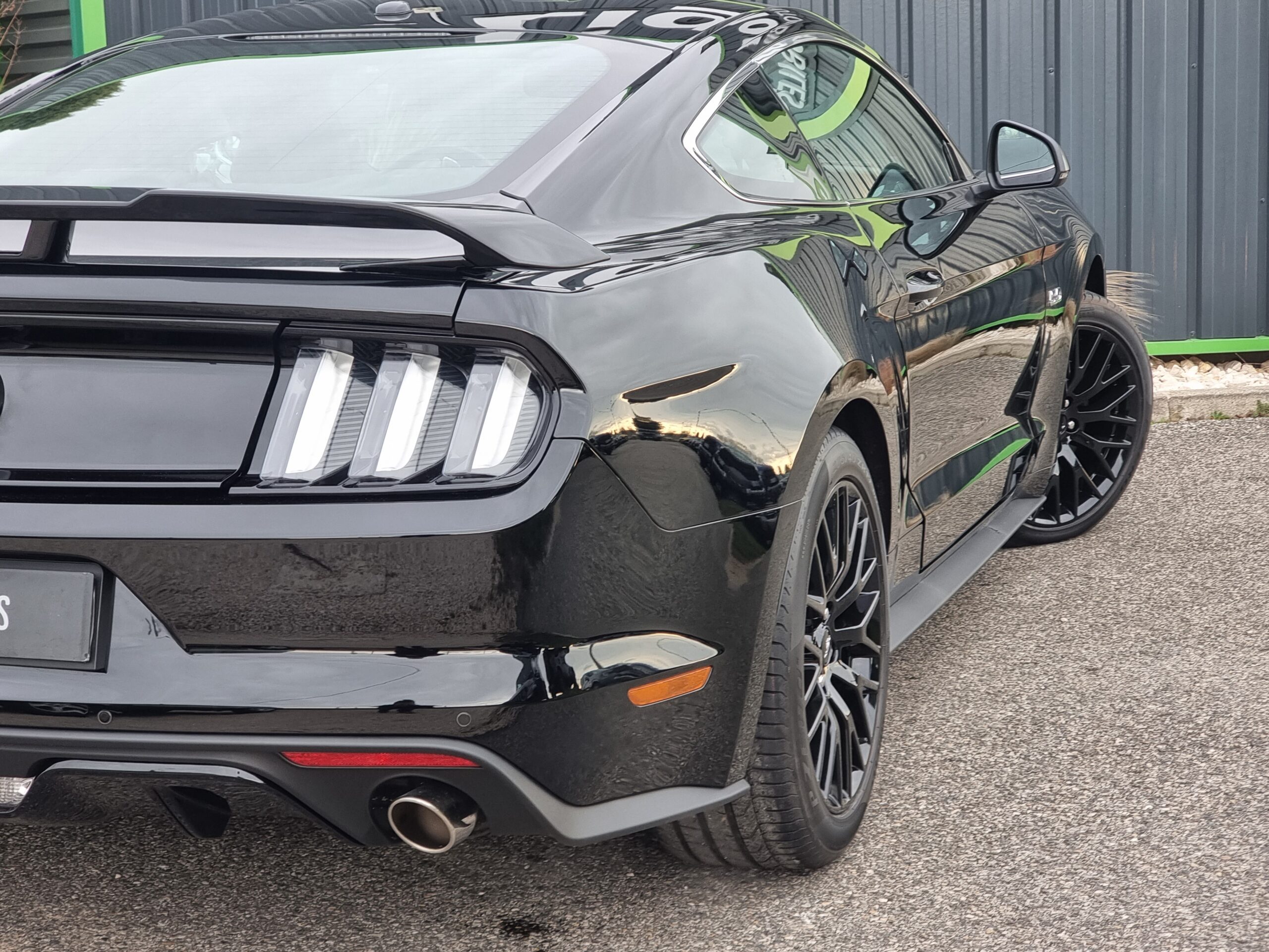 Photo FORD MUSTANG FASTBACK GT 5.0L V8 421 BVA PREMIUM